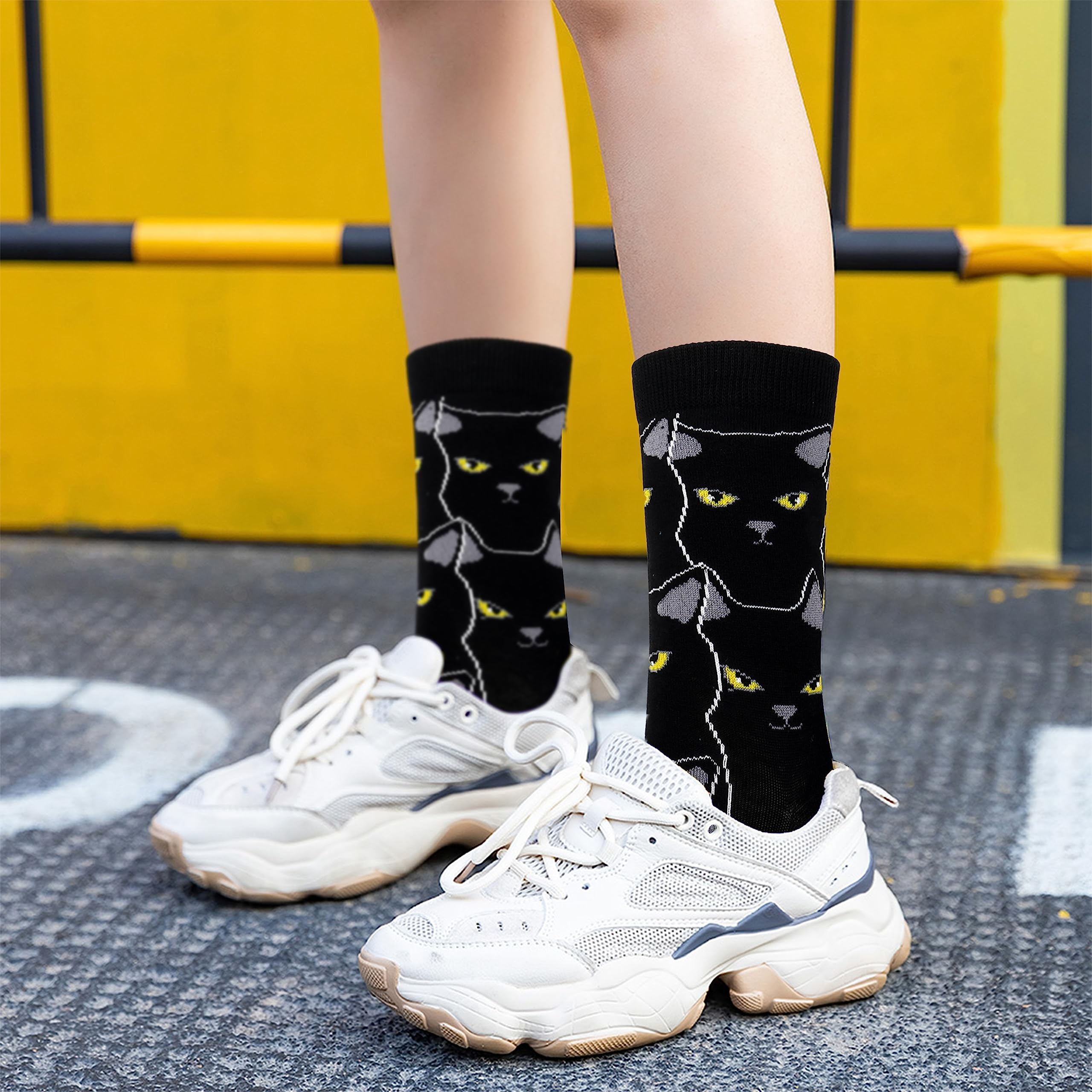 Belloxis Black Cat Socks for Women - Cute & Comfortable Ankle Socks - Perfect Birthday, Christmas & Golf Gifts for Teenage Girls - Great for Casual Wear, Sports & Gift Giving