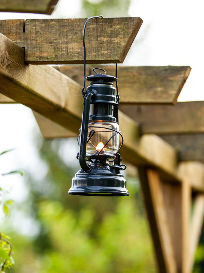 Feuerhand Baby Special 276 Hurricane Lantern - Vintage Outdoor Camping Light for Emergency, Garden, Patio & Power Outages
