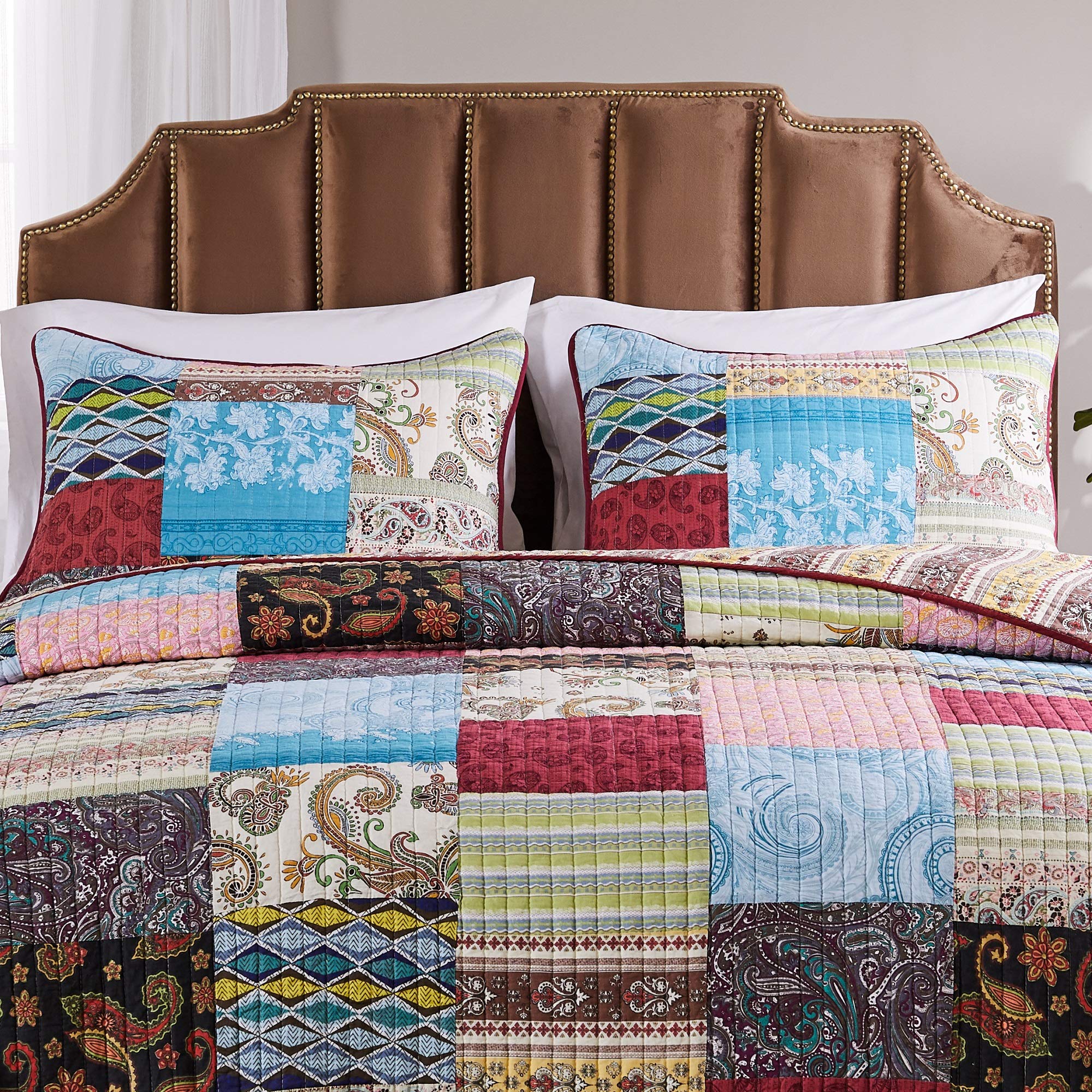 Bohemian Dream Quilt Set King/California King - 3 Piece Boho Chic Bedding Set for Cozy Bedroom Decor | Perfect for Master Bedroom, Guest Room & Bohemian Style Homes