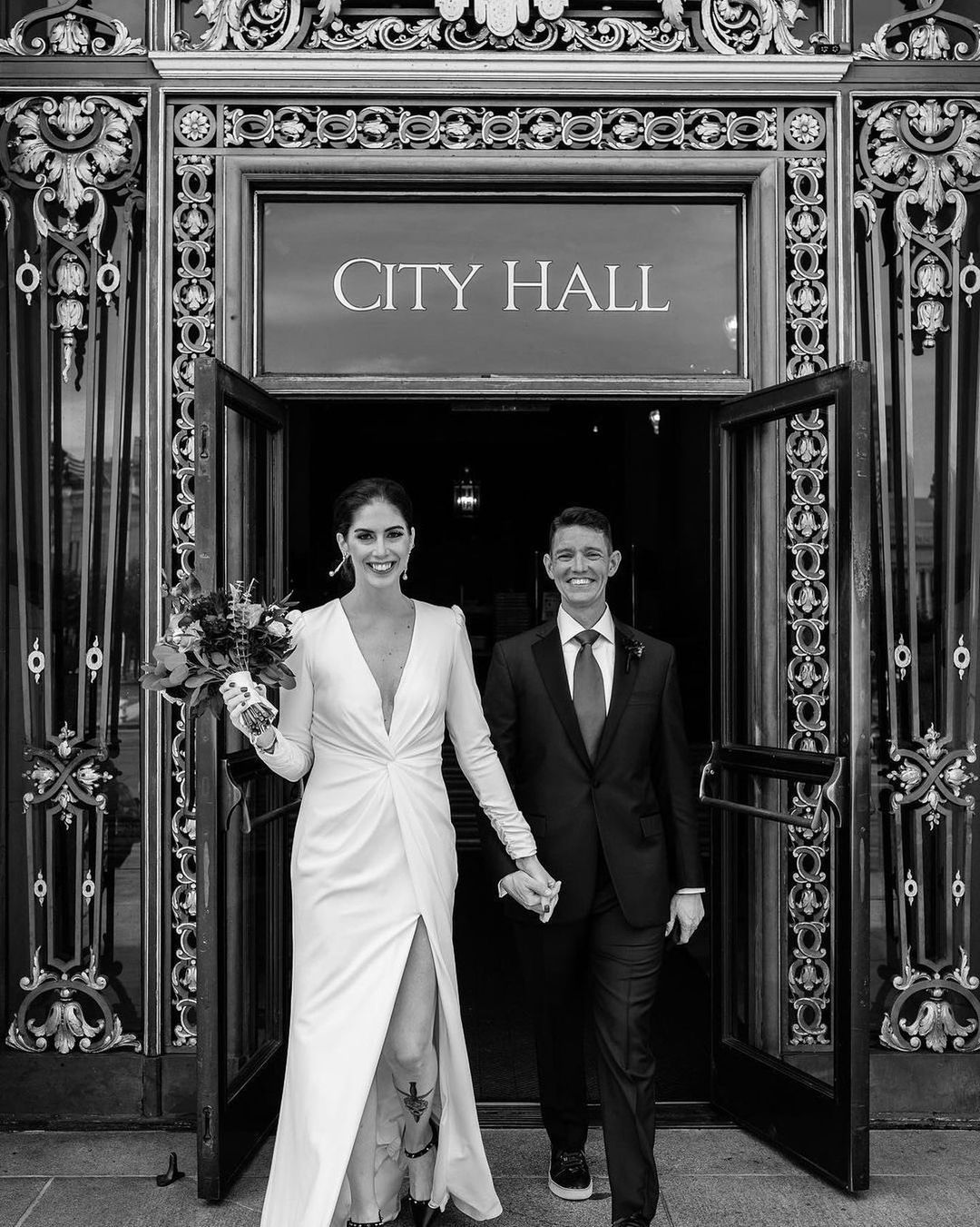 BHLDN Tadashi Shoji Dawson Gown - Elegant Wedding Dress for Brides & Formal Events | Perfect for Beach Weddings, Evening Galas & Special Occasions