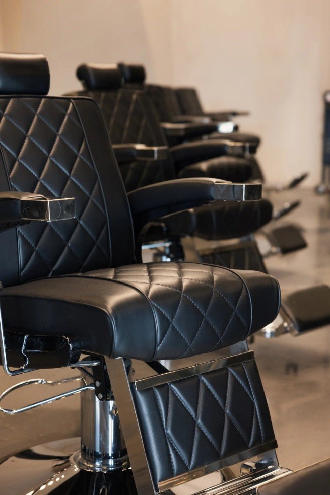 Lanvain Pacific Canada Barber Chair 25 - Professional Salon Styling Chair for Haircuts & Shaves - Perfect for Barbershops, Salons & Home Grooming