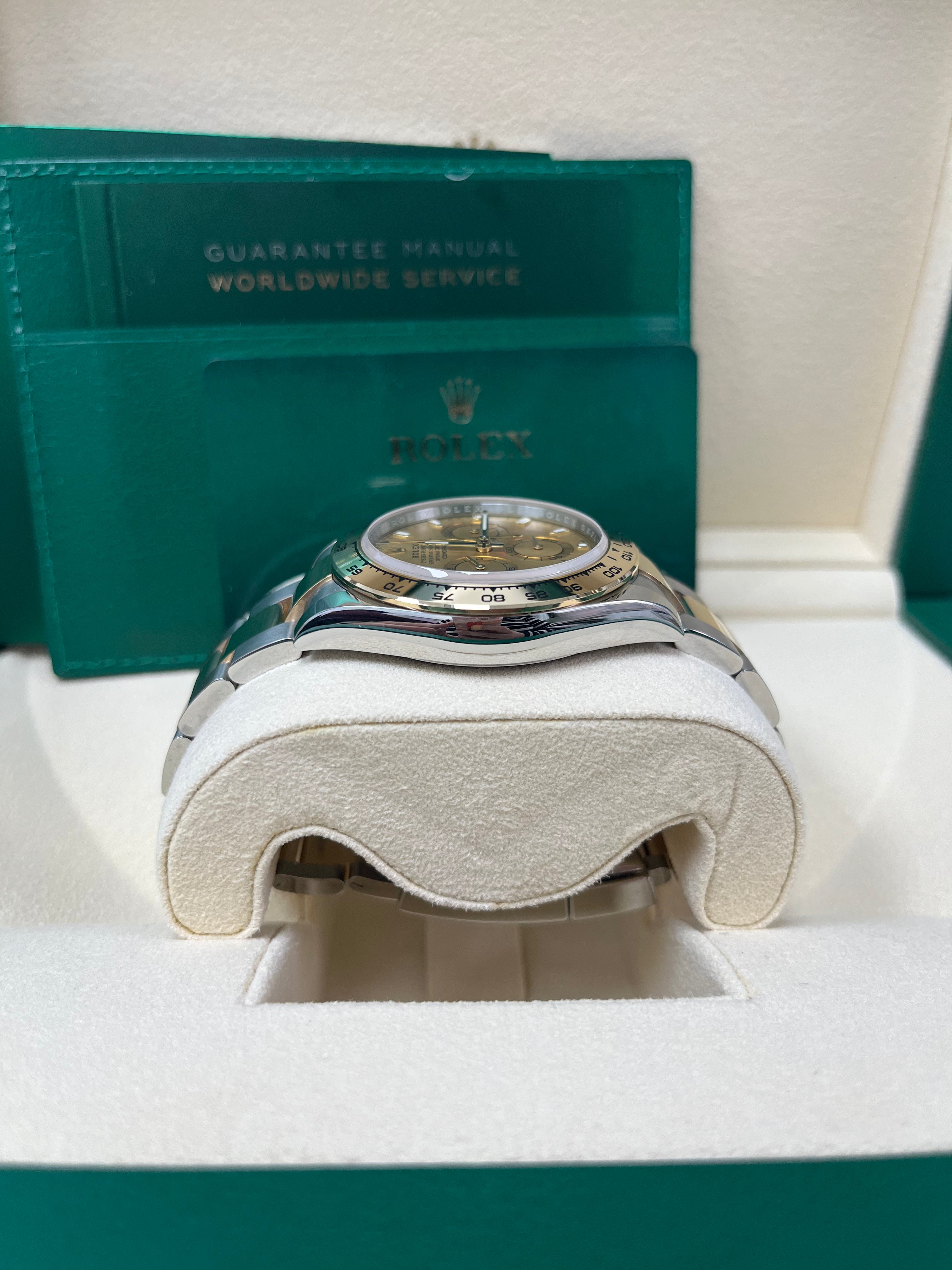 Rolex Daytona 40mm Yellow Rolesor Cosmograph Watch - Champagne Index Dial 116503 | Luxury Men's Chronograph Timepiece for Business, Formal Events & Collectors