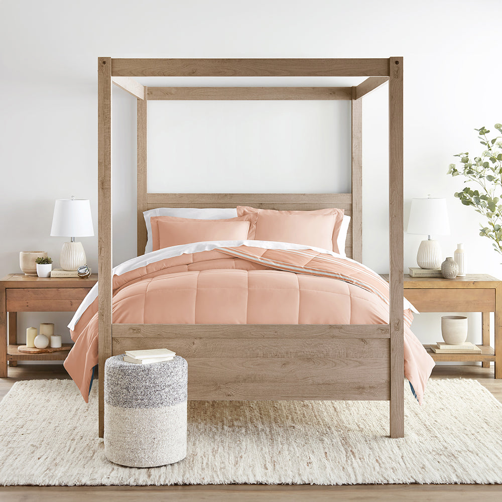 Reversible Down Alternative Comforter Set - Soft Stripe Design | All-Season Lightweight Bedding | Queen/King Size | Hypoallergenic & Machine Washable | Perfect for Guest Rooms, Dorms & Cozy Bedrooms