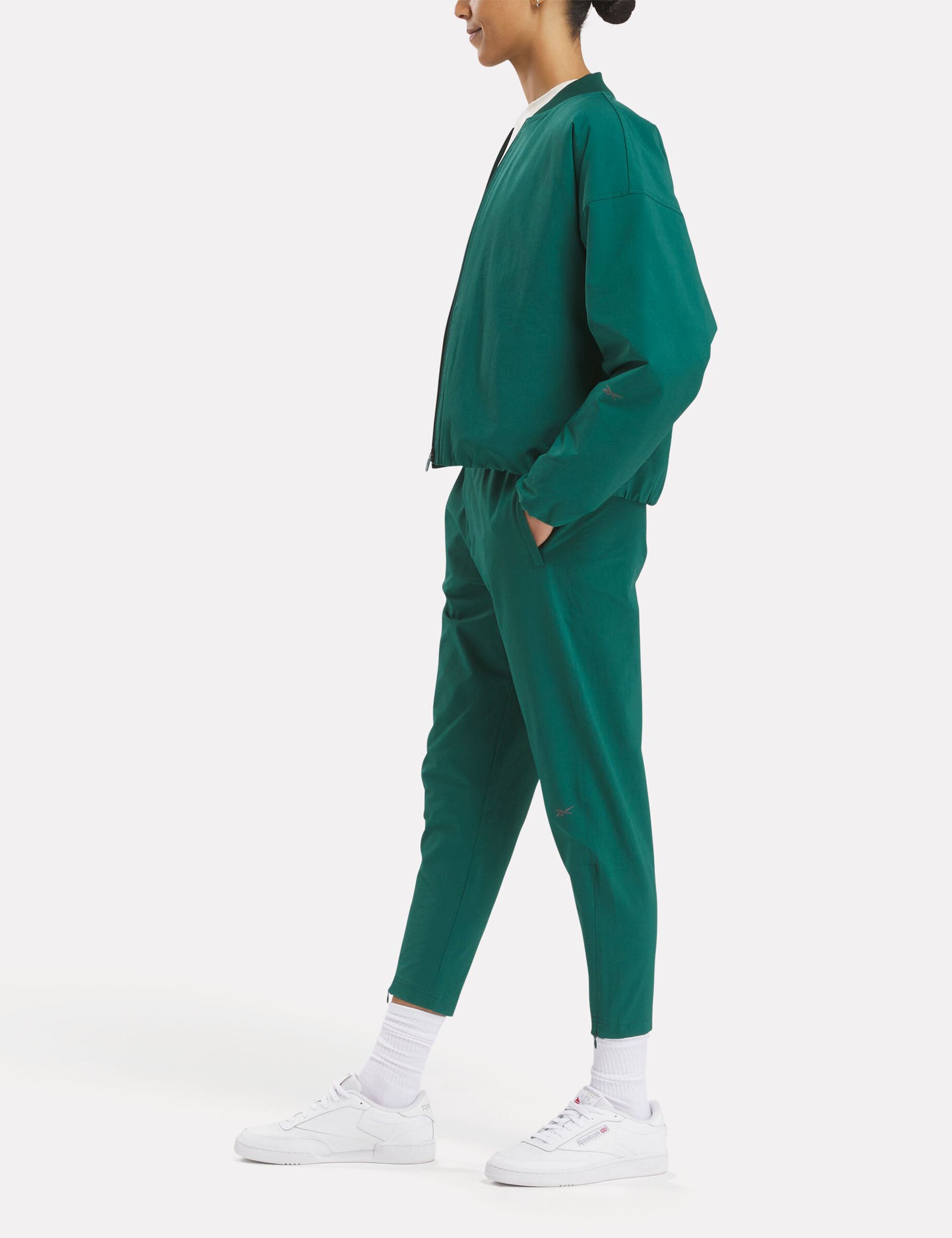 Active Collective Skystretch Woven Pant - Comfortable Stretch Yoga Pants for Women, High Waist Athletic Trousers in Collegiate Green - Perfect for Yoga, Gym & Casual Wear