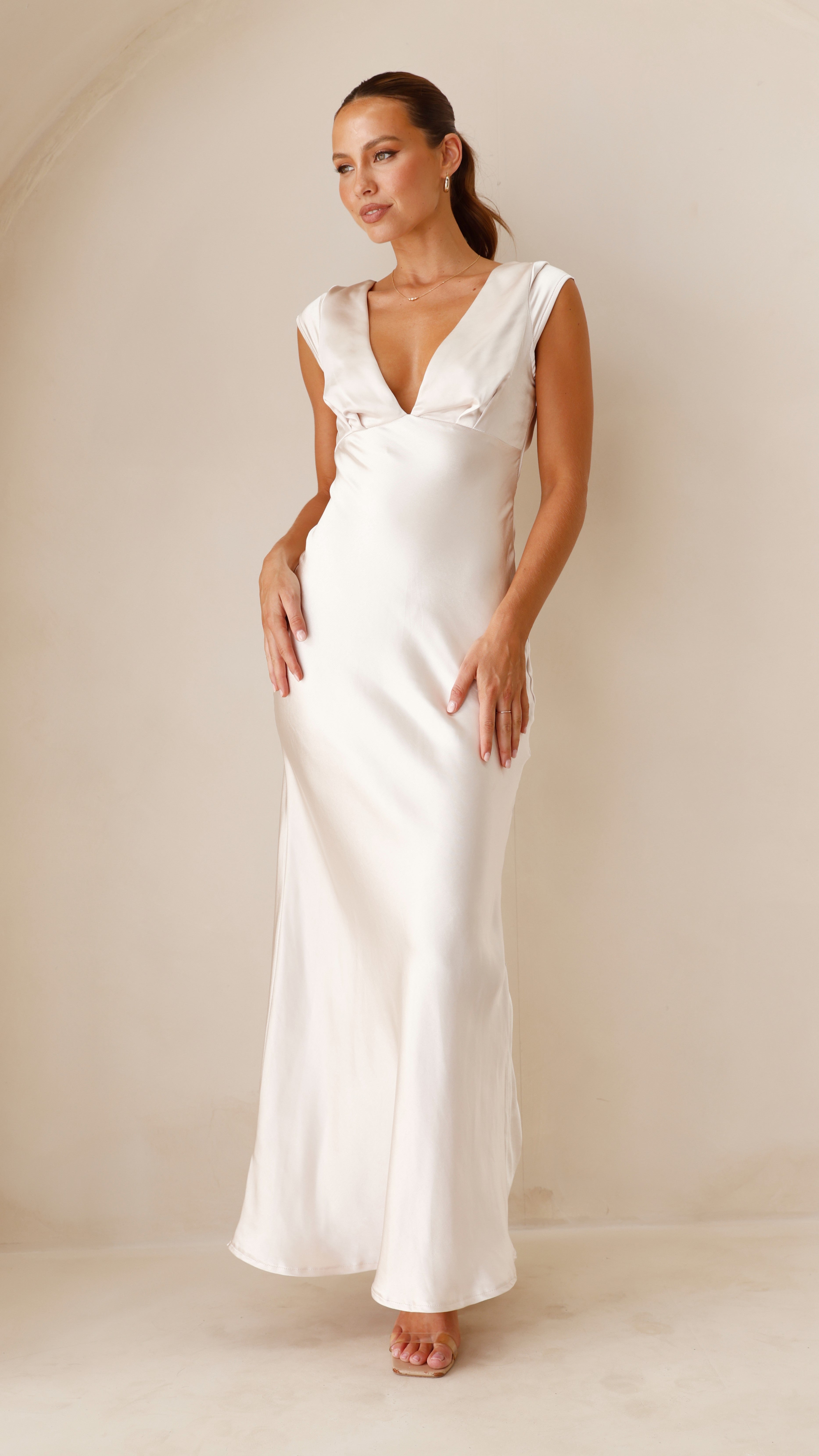 Amelia Maxi Dress Champagne - Elegant Long Formal Evening Gown for Women | Perfect for Weddings, Parties & Special Occasions