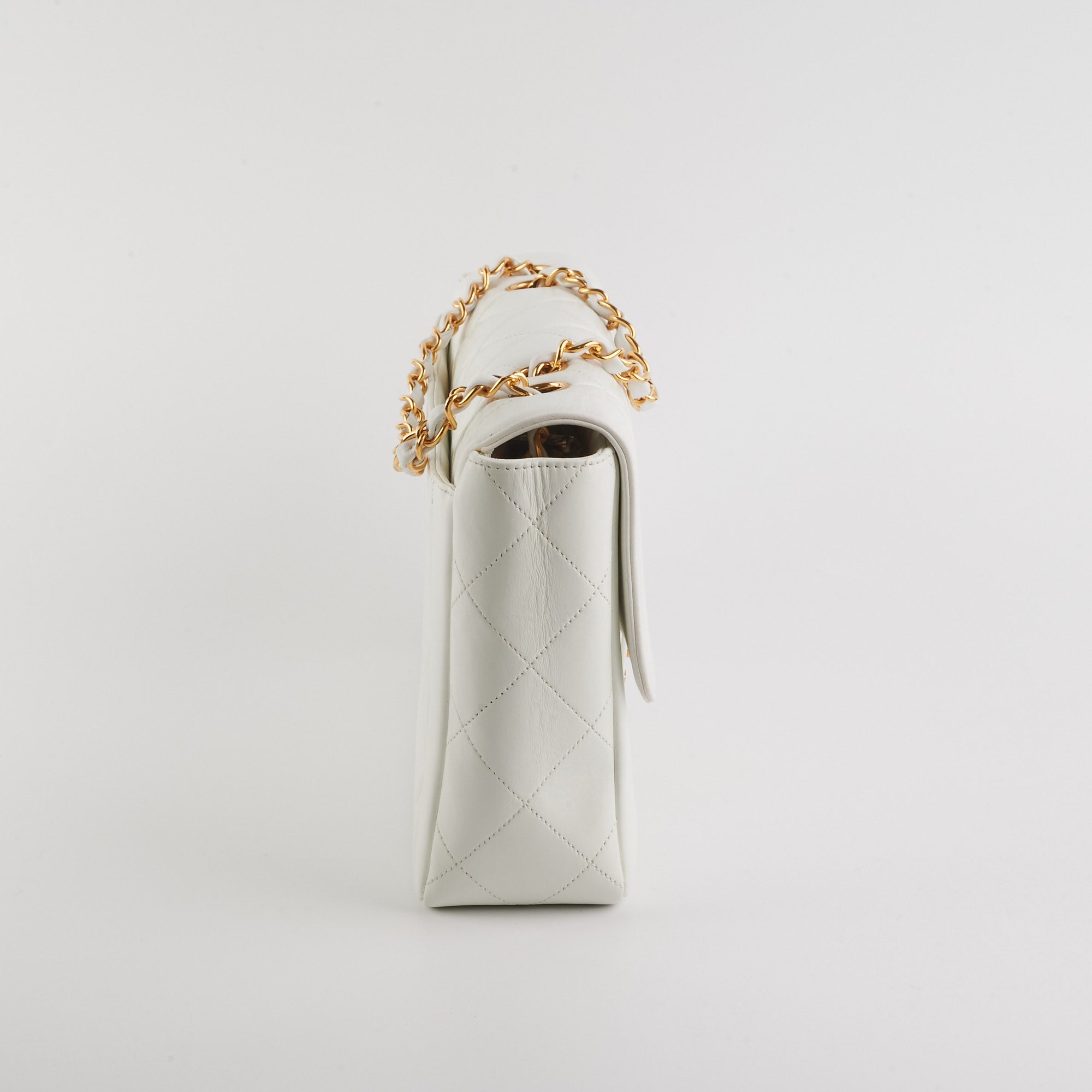 Chanel Vintage Quilted Flap Bag in White with 24K Gold Hardware - Perfect for Luxury Fashion & Special Occasions