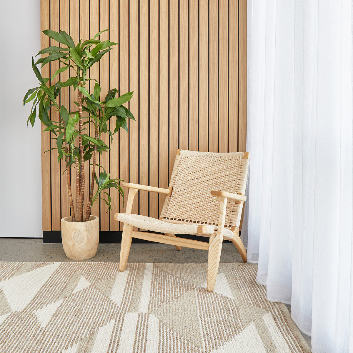 Avalon Taylor Rug - Soft & Durable Area Rug for Living Room, Bedroom, Dining Room - Perfect for Home Decor & Cozy Spaces