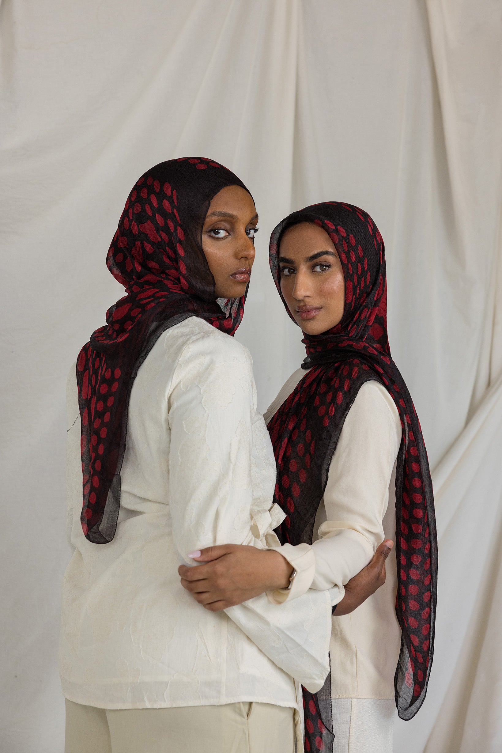 Karaz Habari - Stylish and Comfortable Women's Fashion Apparel for Casual Wear, Work, and Special Occasions