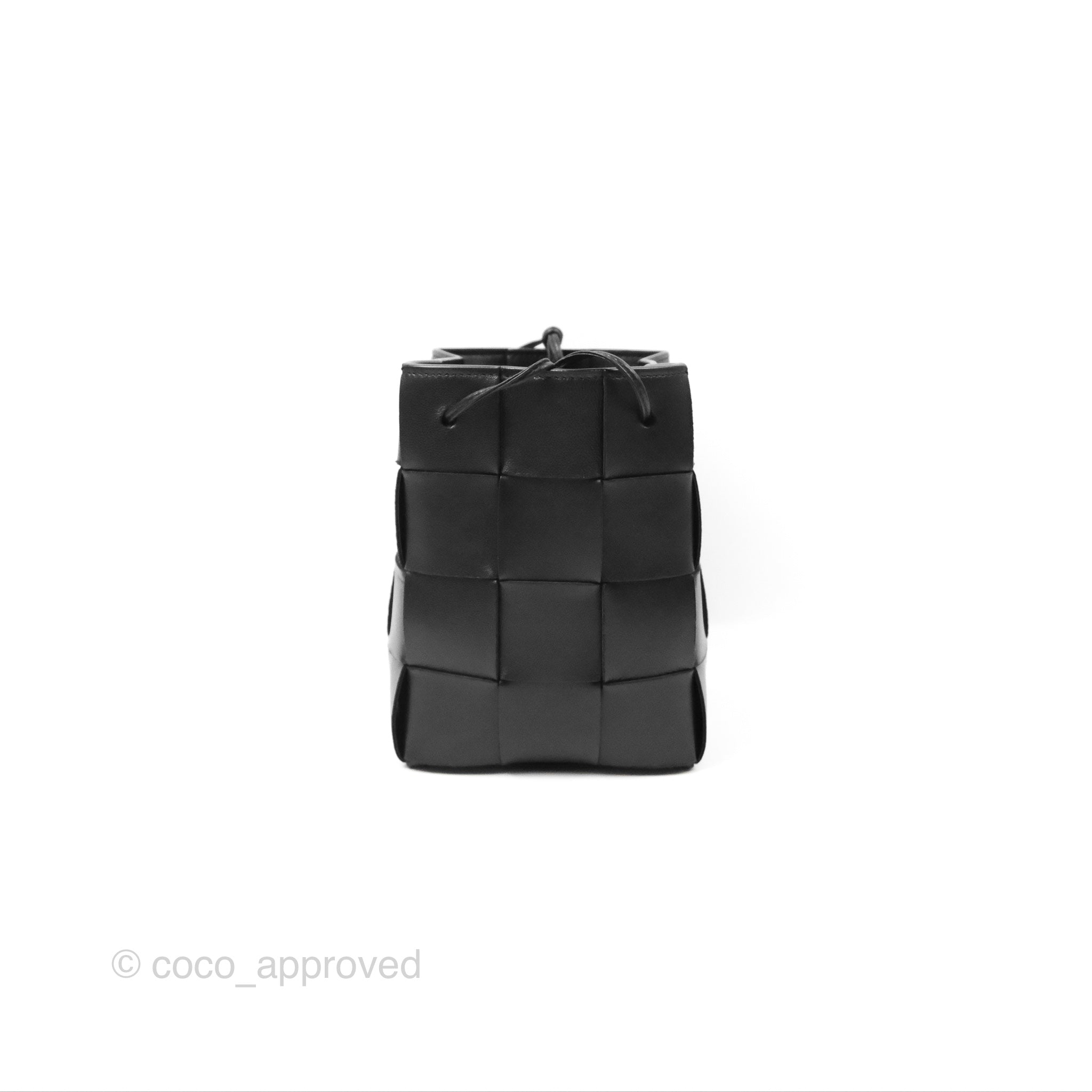 Bottega Veneta Small Cassette Bucket Bag in Black Lambskin Leather - Perfect for Everyday Use, Work & Travel