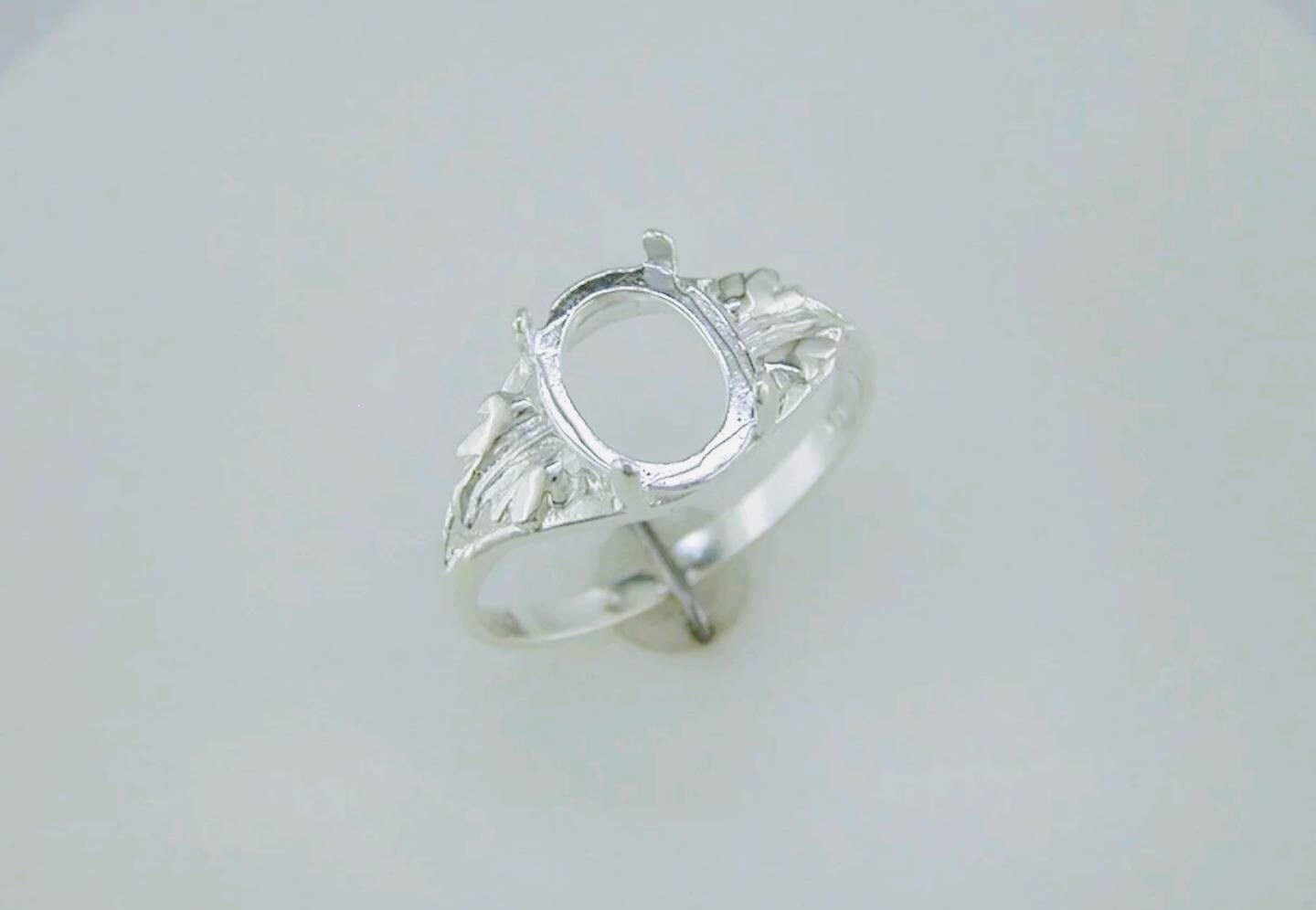 Solid Sterling Silver or 14kt Gold 7x5mm to 12x10mm Oval Cabochon Leaf Ring Setting - Size 5 to 8 (163566/143566) - Perfect for Handmade Jewelry, Nature-Inspired Designs & DIY Crafting