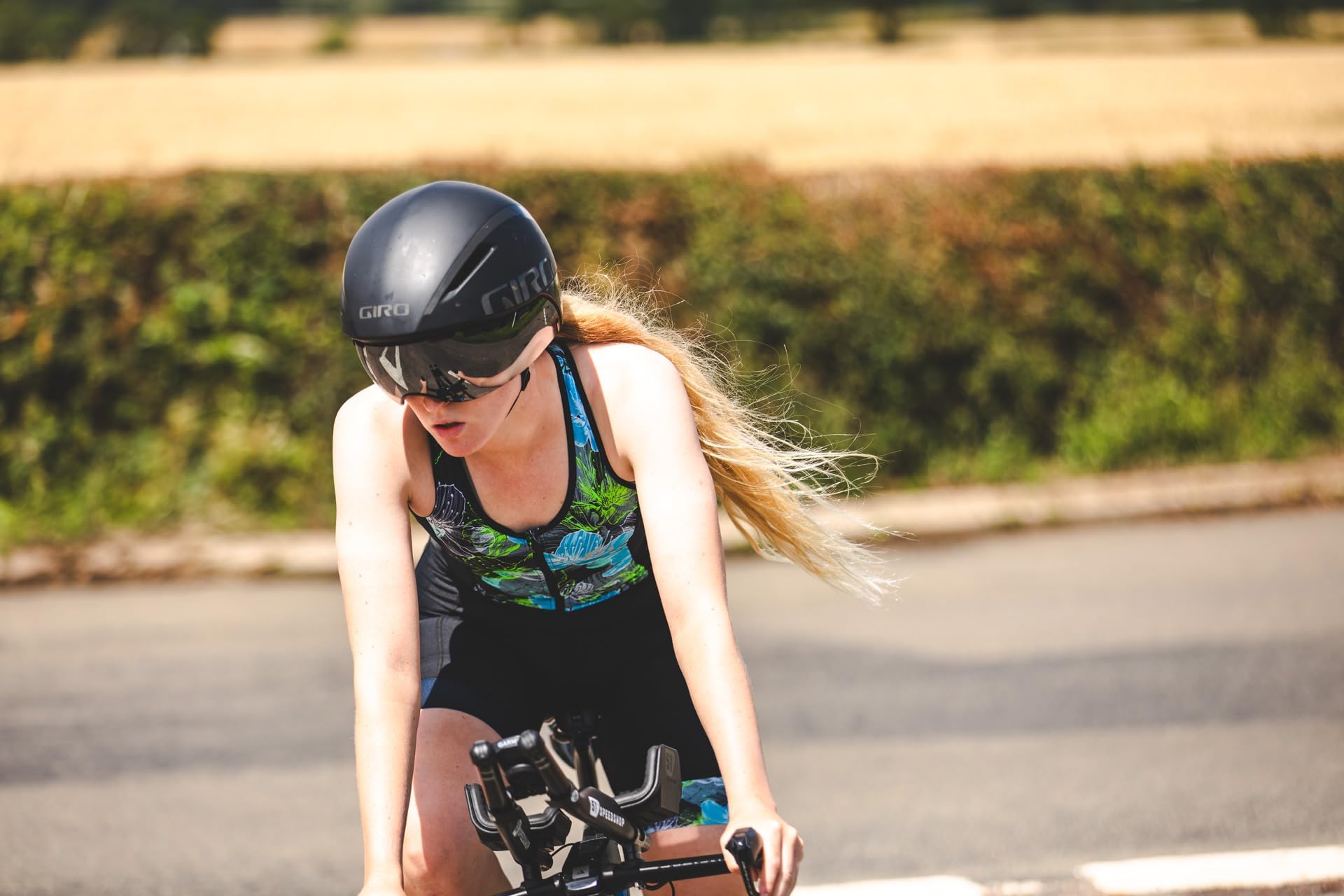 High-Performance Women's Triathlon Suit - Breathable One-Piece Trisuit for Swimming, Cycling & Running - No Shelf Bra - Ideal for Ironman & Sprint Triathlons