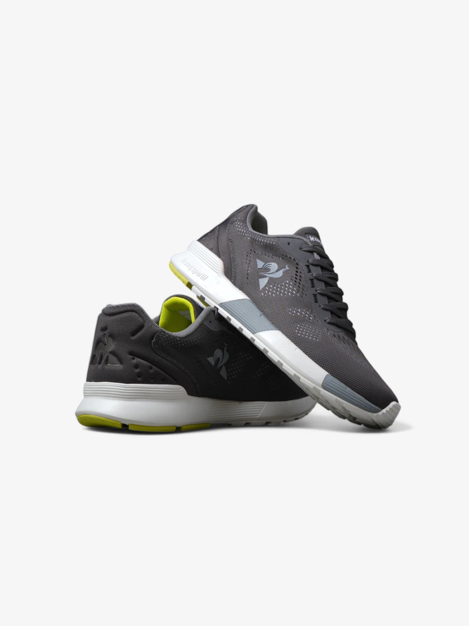Le Coq Sportif R Pro Running Shoes - Grey, White & Green - Lightweight Sneakers for Men & Women | Perfect for Jogging, Gym & Casual Wear
