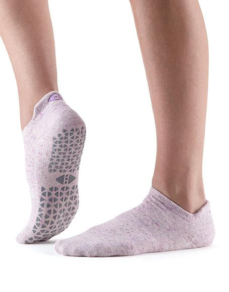 Tavi Noir Non-Slip Grip Socks for Women - Yoga, Pilates & Barre Workout Socks with Traction - Perfect for Dance, Gym & Home Use