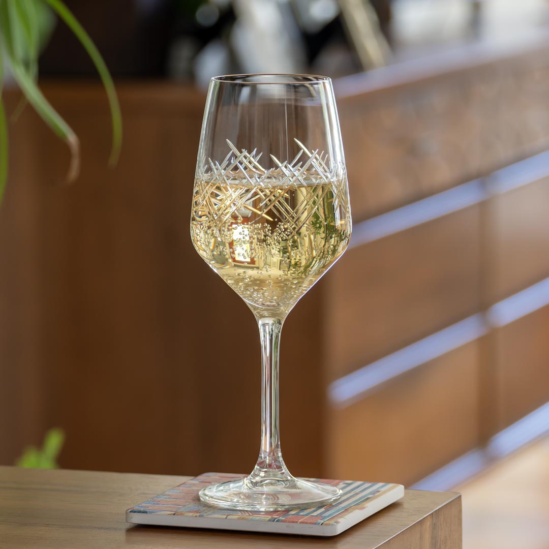 Premium Argyle 10.75oz White Wine Glasses Set of 4 - Elegant Crystal Stemware for Chardonnay, Sauvignon Blanc & Dinner Parties - Perfect for Weddings, Anniversary Gifts & Fine Dining