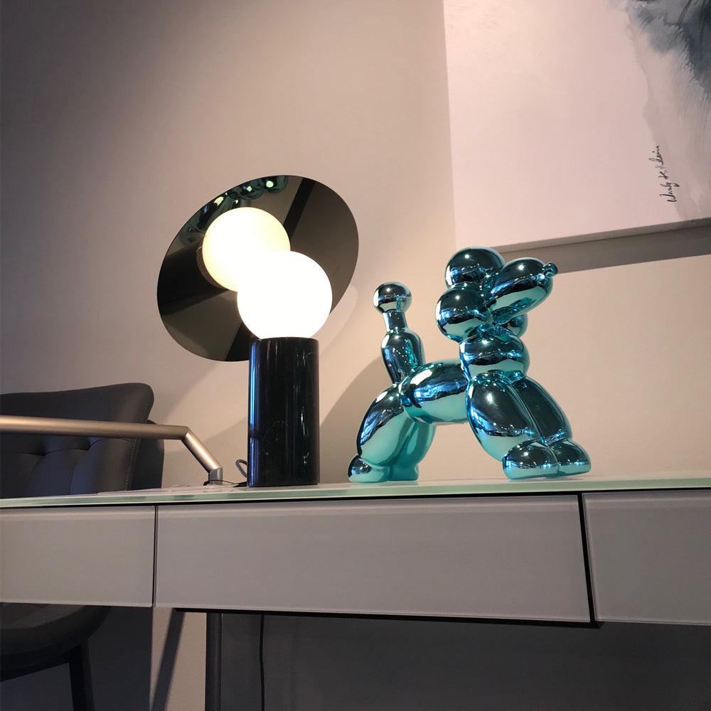Modern Bola Disc Table Lamp - Minimalist LED Nightstand Light for Bedroom, Living Room & Office - Stylish Home Decor Lighting for Relaxation & Reading