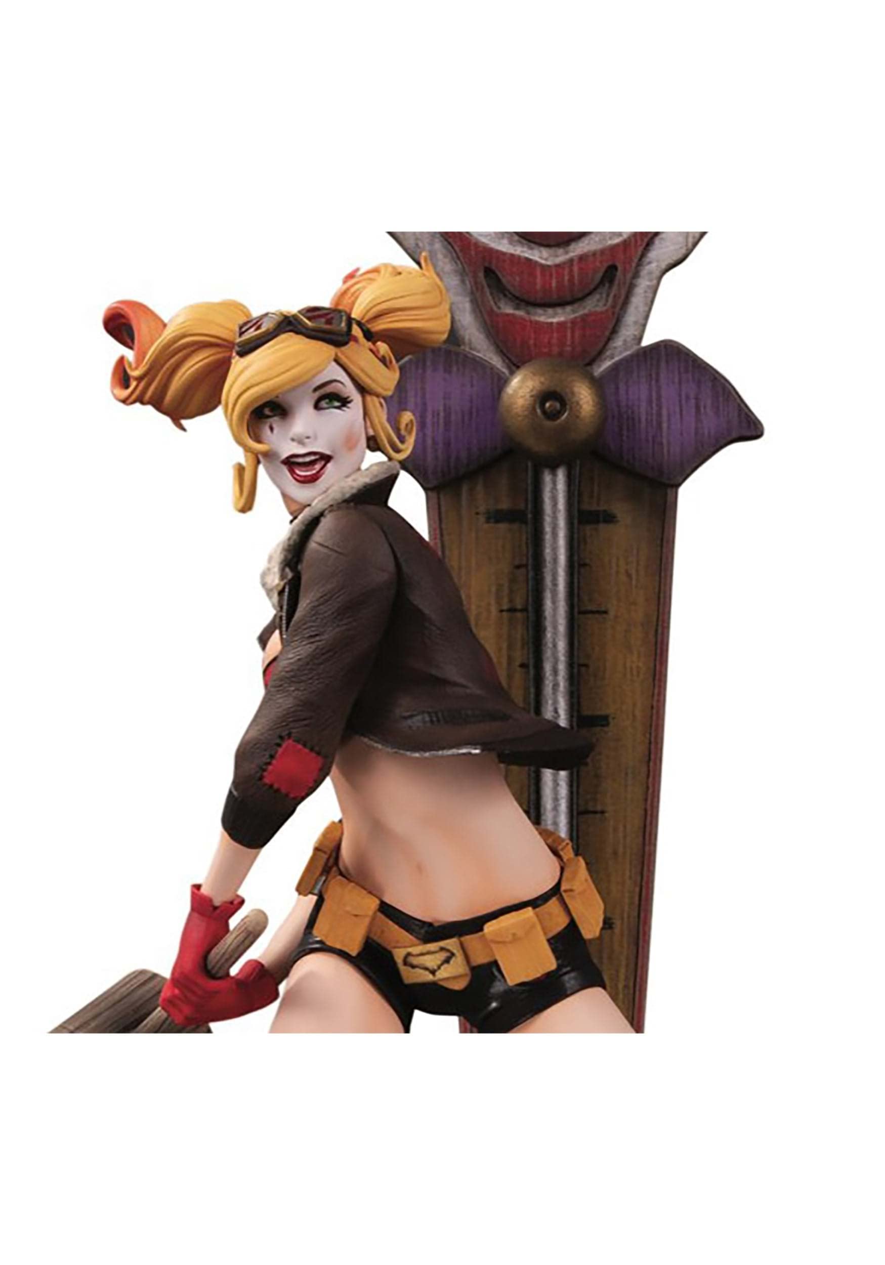 McFarlane Toys DC Bombshells Harley Quinn DLX Version 2 Resin Statue - Premium Collectible Figure for DC Comics Fans - Perfect for Display, Gifts & Comic Conventions
