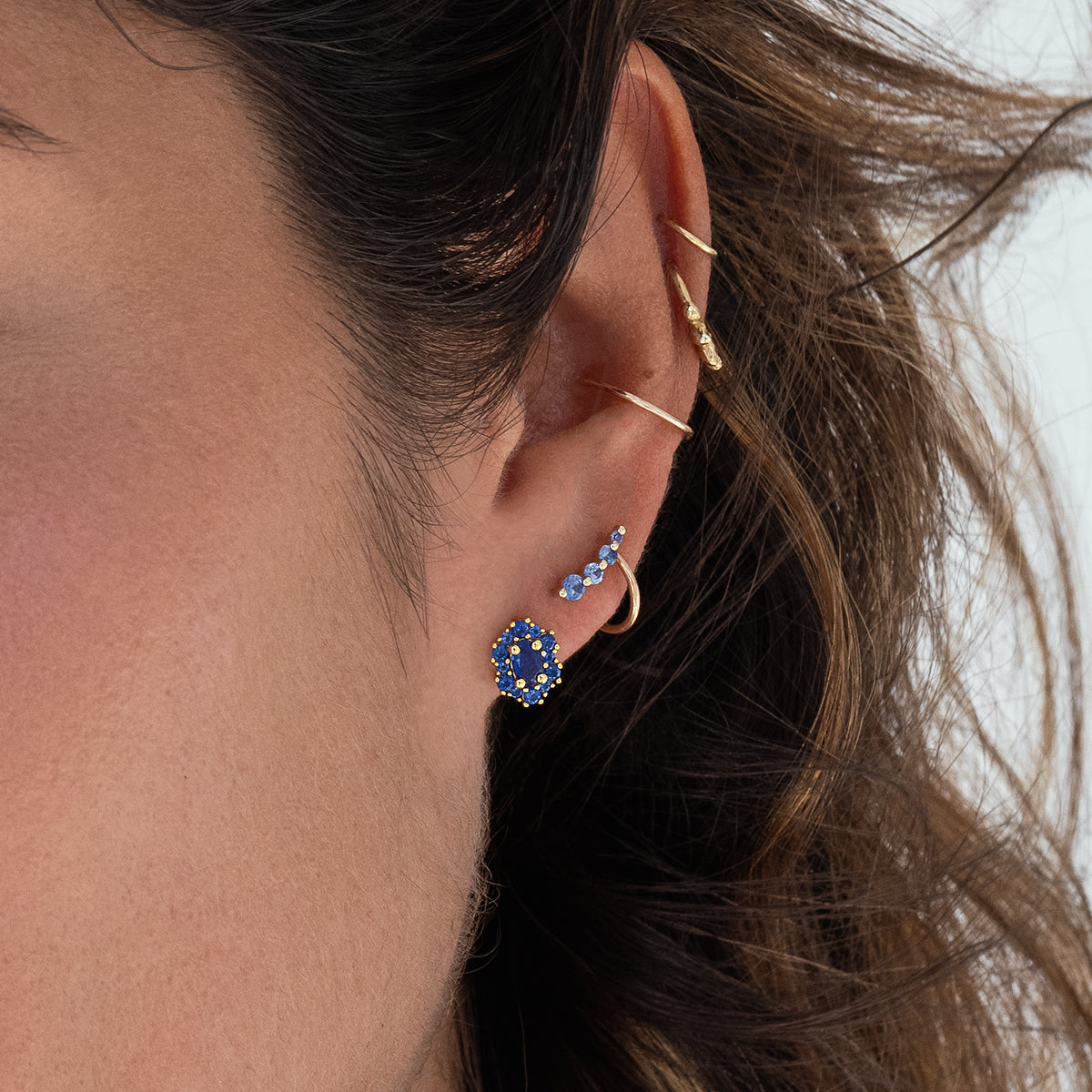Exquisite Curved Sapphire Stud Earrings for Women - 14K Gold Plated Elegant Jewelry Gift for Her - Perfect for Weddings, Parties & Special Occasions
