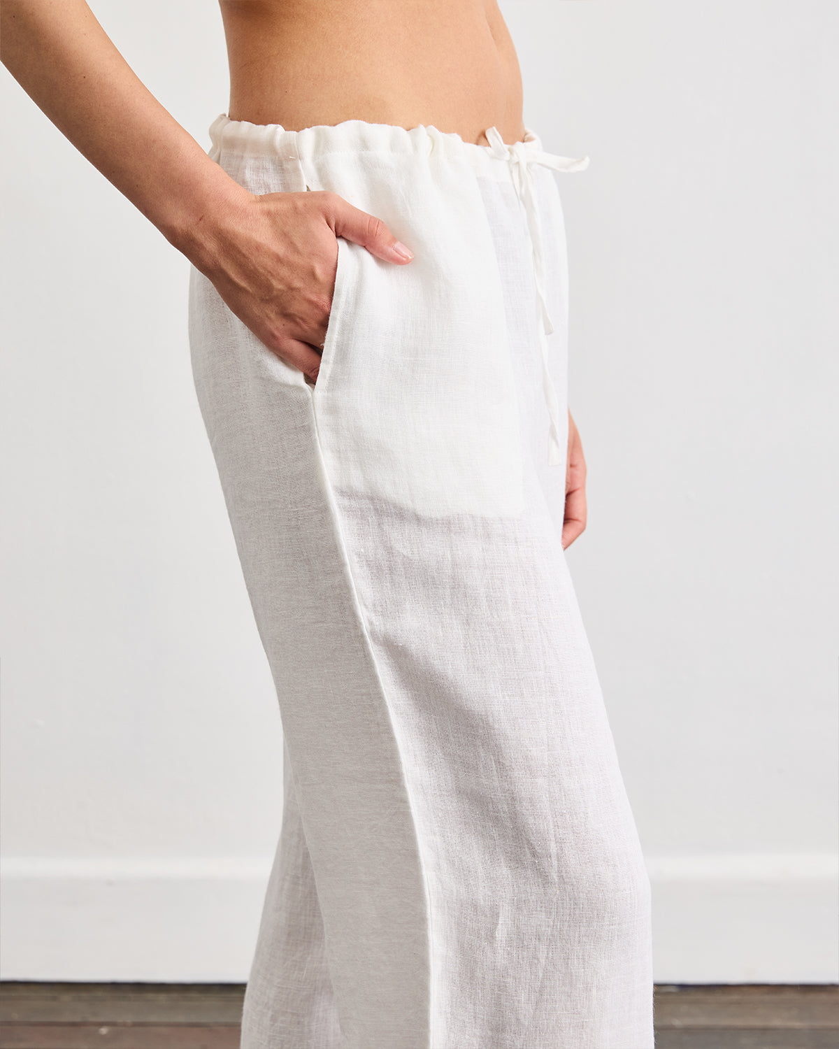 Best White Linen Lounge Pants for Women - Soft Comfortable Elastic Waist Pajama Pants - Perfect for Yoga, Sleepwear & Home Relaxation