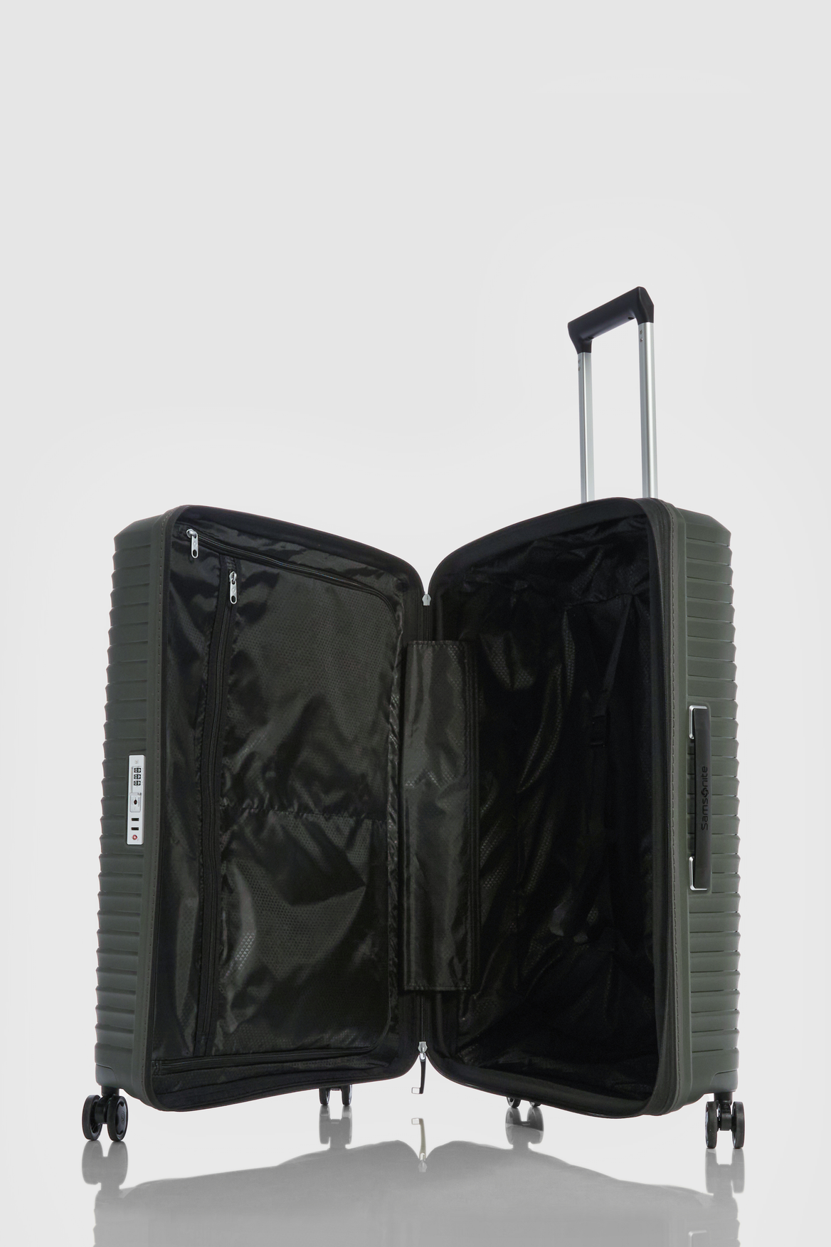 Upscale 75cm Check-In Luggage Suitcase - Lightweight Spinner Carry-On for Business Travel & Vacation