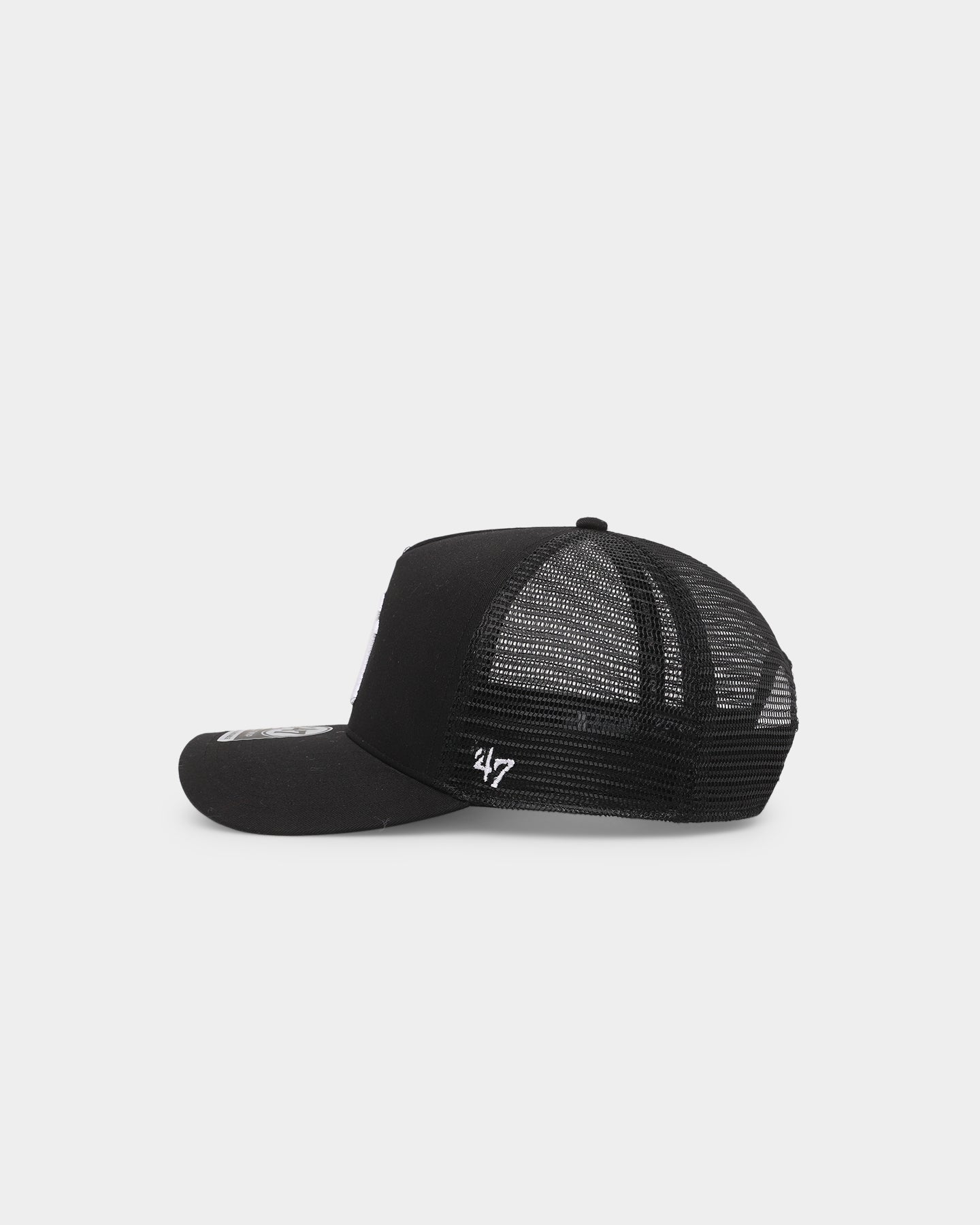 New York Yankees 47 Brand MVP DT Snapback Hat - Black Mesh Adjustable Baseball Cap for Men & Women - Perfect for Sports Fans, Casual Wear, and Game Day Outfits