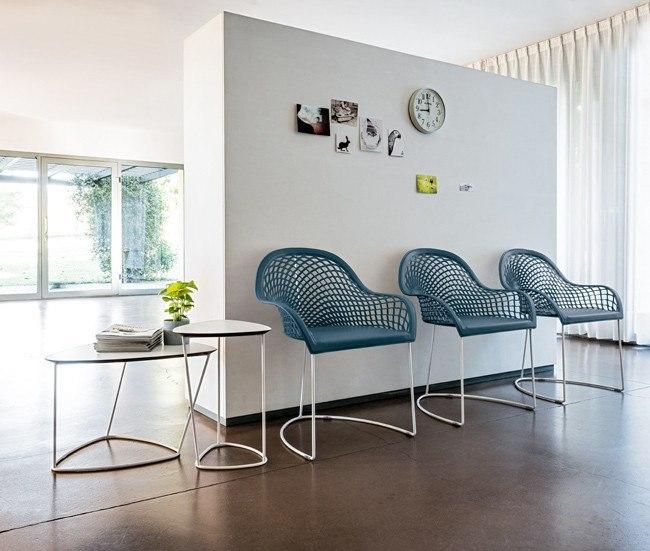 Midj Guapa PM CU Armchair - Modern Lounge Chair for Living Room, Bedroom, or Office - Comfortable Upholstered Seating with Stylish Design