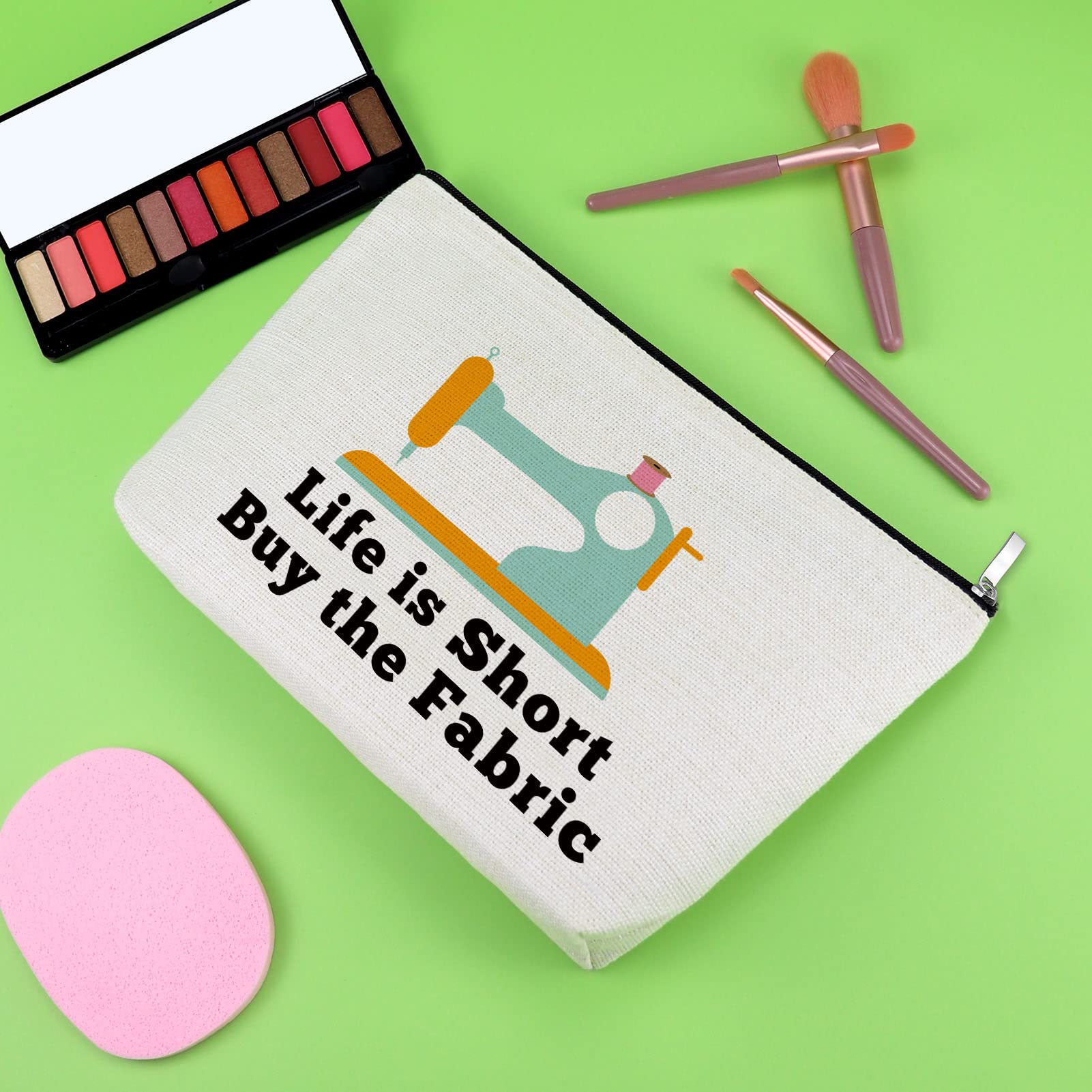 Premium Makeup Bag for Sewing Lovers - Quilter & Seamstress Gifts - Cosmetic Organizer for Women - Perfect Birthday, Christmas & Mother's Day Present - Ideal for Travel, Craft Storage & Daily Essentials