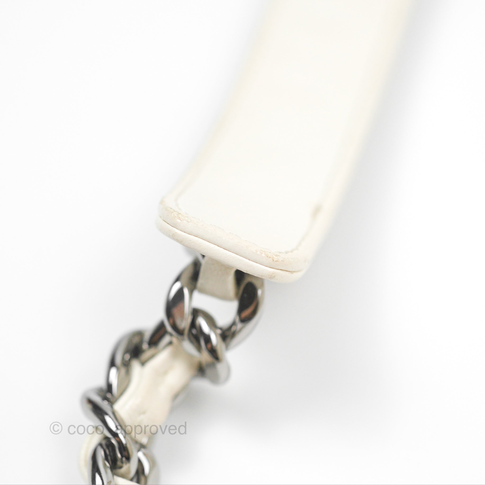 Chanel 19 Small Handbag in Ivory White Lambskin Leather with Mixed Hardware - Luxury Crossbody Bag for Women, Perfect for Date Night & Special Occasions