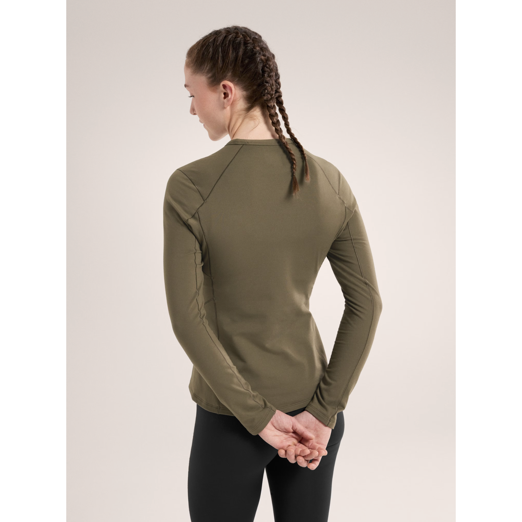 Arc'teryx Women's Rho Crew Neck Long Sleeve Baselayer - Warm Thermal Shirt for Hiking, Skiing & Outdoor Activities