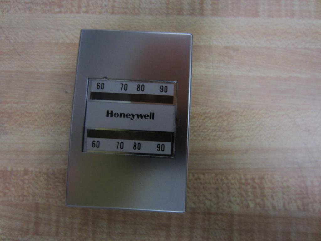 Honeywell 14004406-111 Satin Chrome Thermostat Cover (60-90°F) - Compatible with TP970 - Home & Office Temperature Control Solution