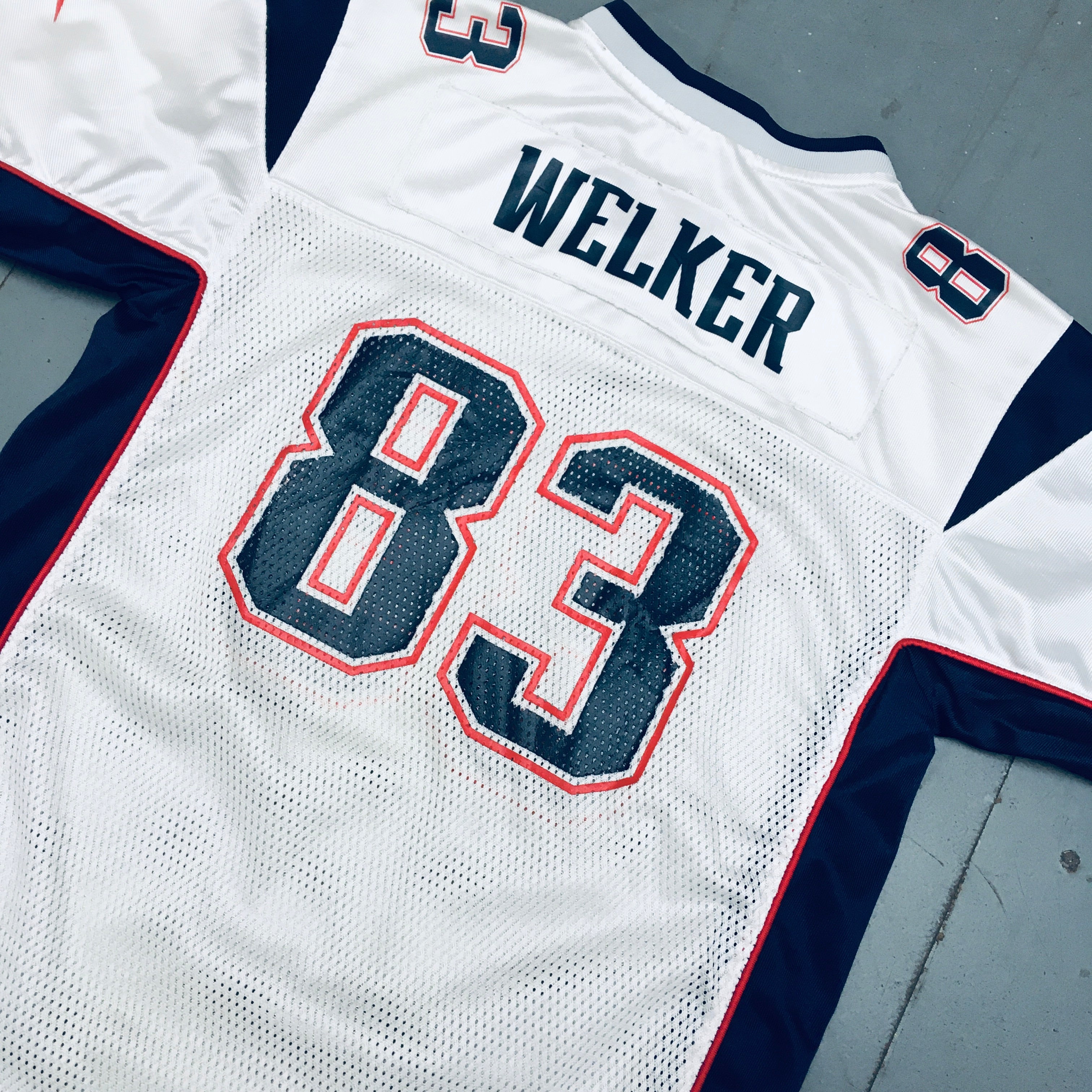 New England Patriots Wes Welker 2009/10 Jersey (Size S) - Official NFL Football Jersey for Fans, Game Day & Sports Collectibles