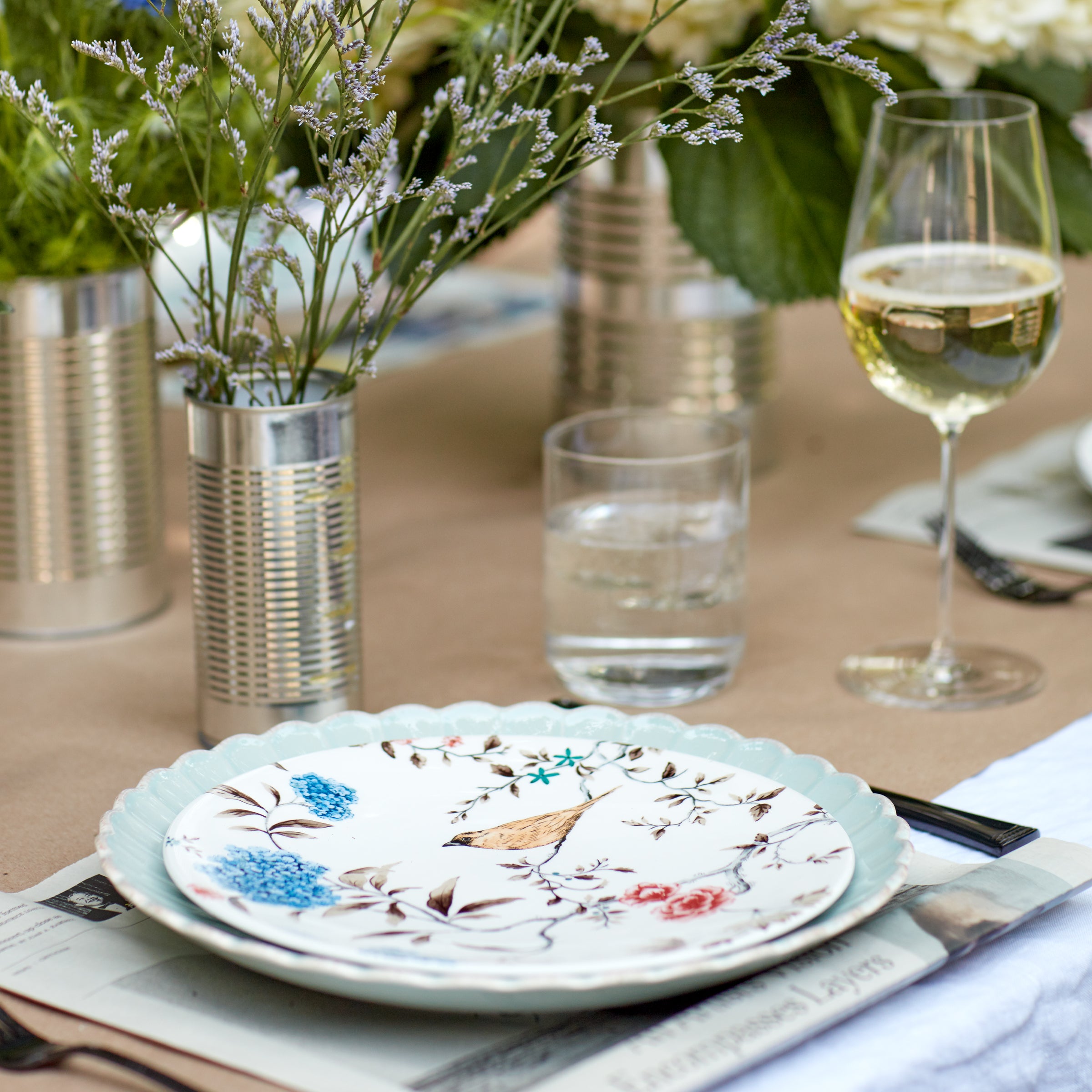 Sprig & Vine 10.5 Inch Dinner Plates Set of 4 - Elegant Stoneware Dinnerware for Family Meals, Dinner Parties & Everyday Use