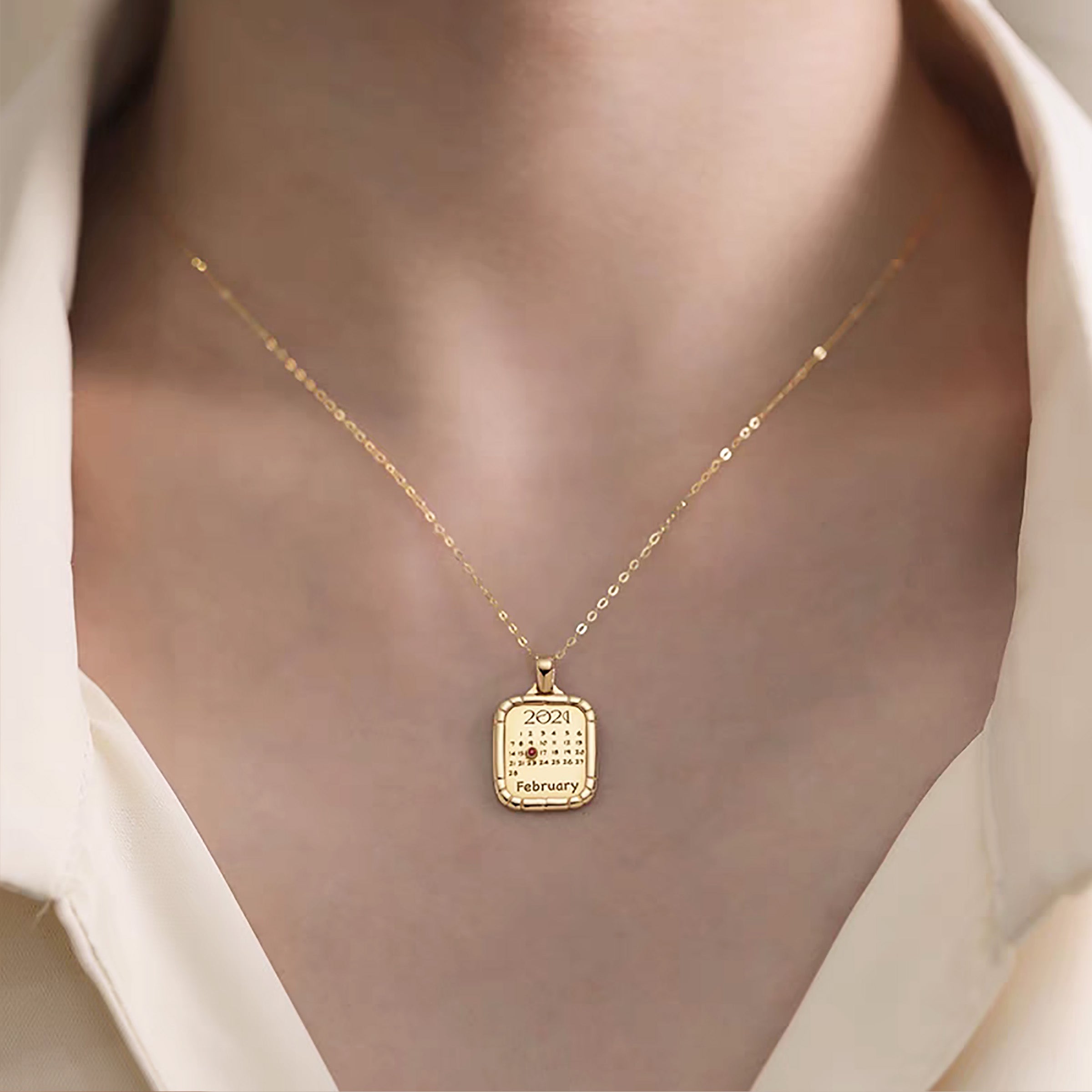 Solid Gold Footprint Necklace - Personalized Jewelry for Women | Engraved Keepsake Pendant for Moms, Grandmas & Loved Ones | Perfect Gift for Birthdays, Mother's Day & Anniversaries