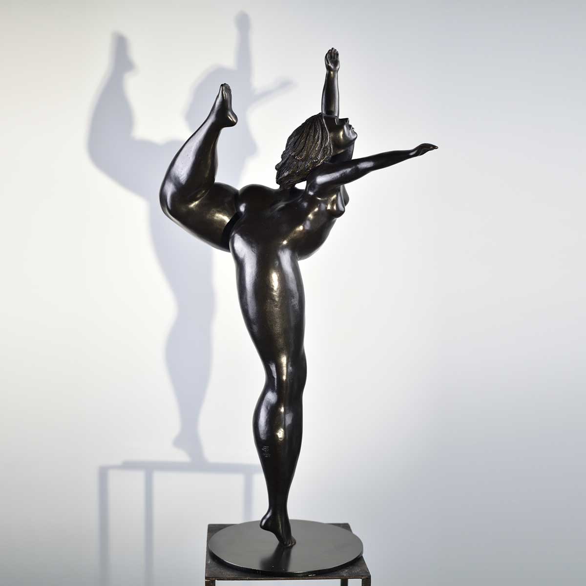 Exquisite Ballerina Lost Wax Bronze Sculpture - Elegant Home Decor & Ballet Dance Art Gift for Ballet Lovers | Perfect for Living Room, Office, or Dance Studio Display