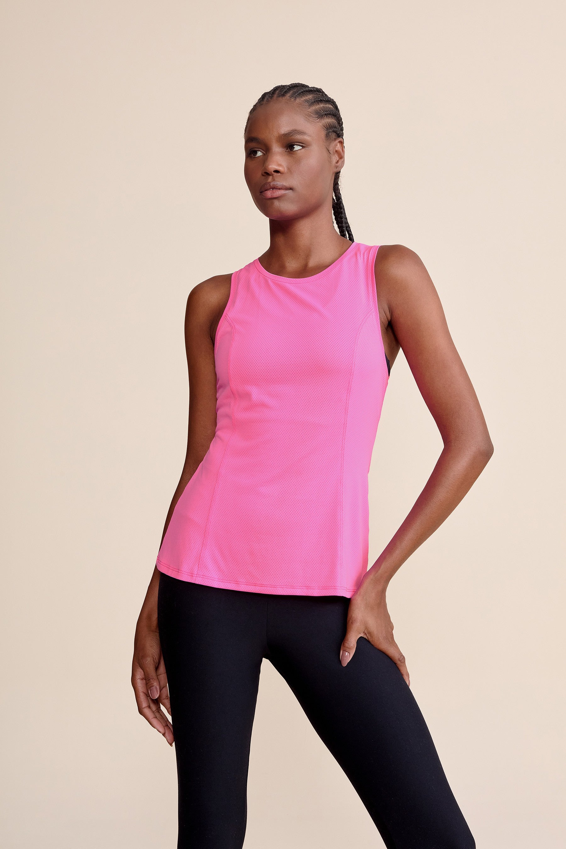 Action Line Tank Top for Women - Breathable & Comfortable Workout Shirt - Perfect for Gym, Yoga, Running & Summer Outfits