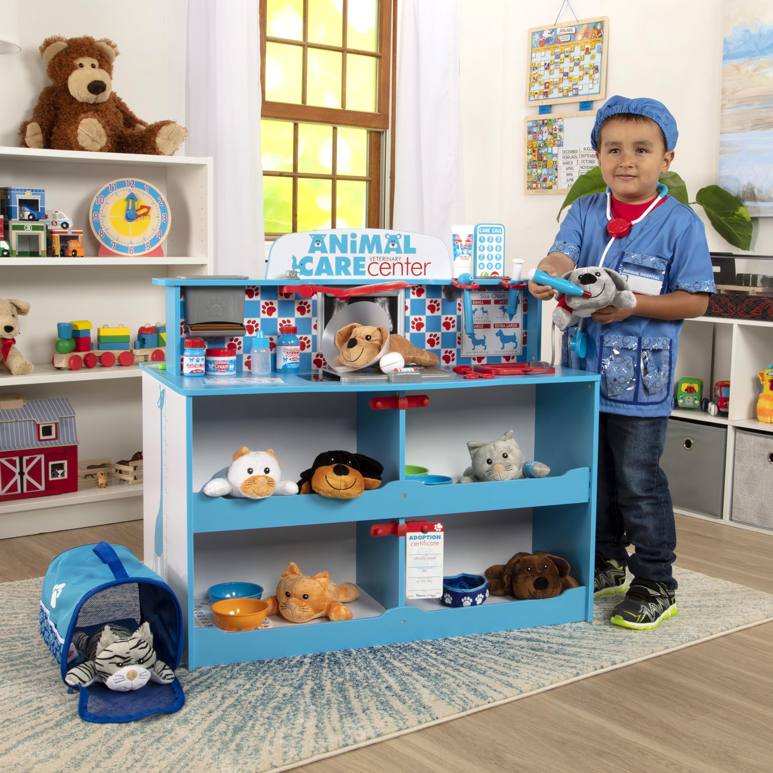 Melissa & Doug Wooden Animal Care Veterinarian & Groomer Activity Center - Pretend Play Vet Set for Kids with Stuffed Animals | Perfect for Imaginative Play, Role-Playing Games & Early Childhood Development