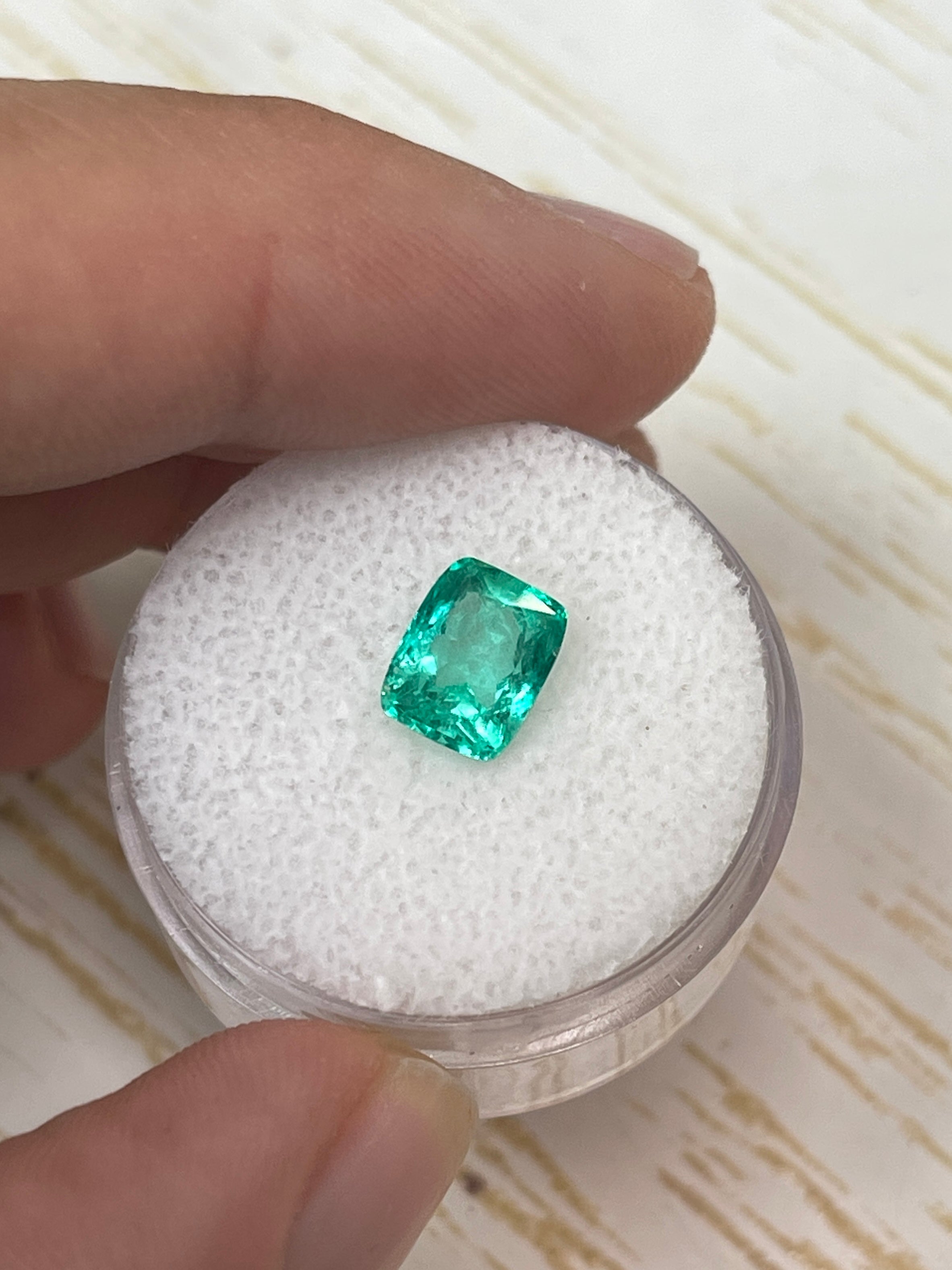 1.81 Carat 8x6mm VVS Green Natural Loose Colombian Emerald - Elongated Cushion Cut Gemstone for Jewelry Making & Engagement Rings