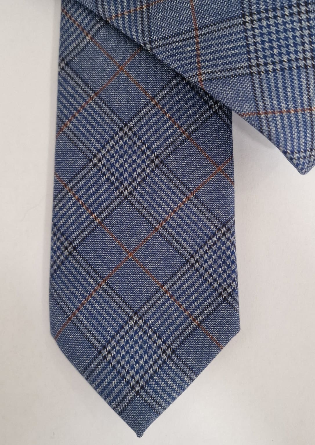 Marc Darcy George Light Blue Check Silk Tie for Men - Classic Business & Formal Wear Accessory - Perfect for Weddings, Office & Special Occasions