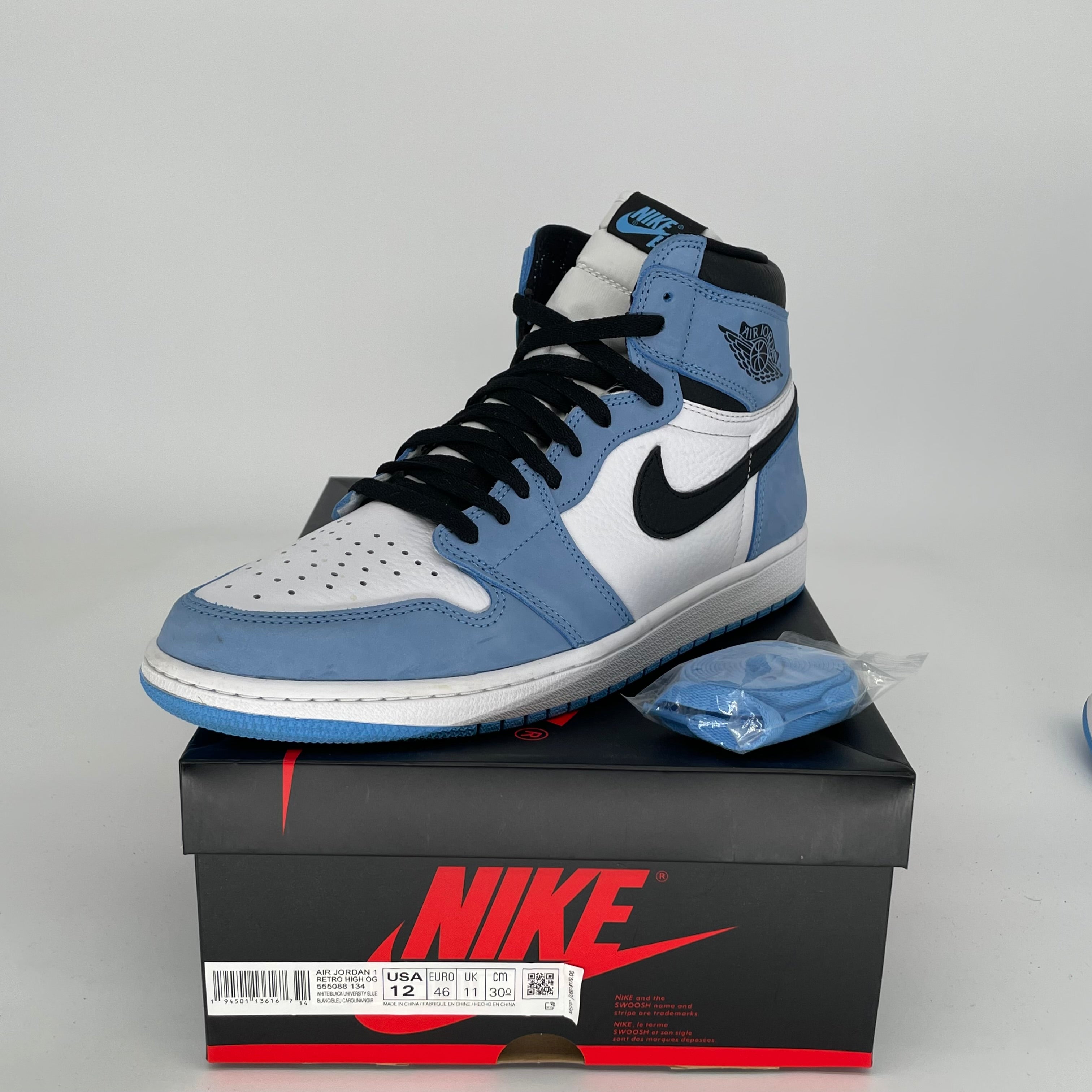 AIR JORDAN 1 UNIVERSITY BLUE Men's Basketball Shoes Size 12 - Retro High OG Style 555088-134 for Sneaker Collectors & Streetwear Fashion