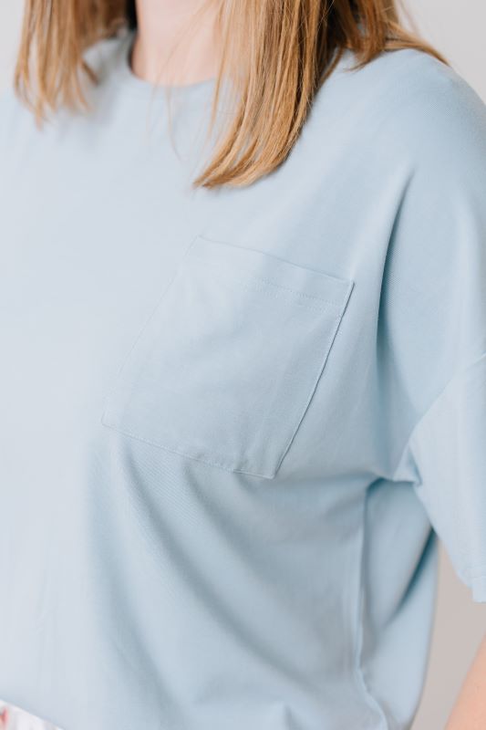 Comfortable Women's Slouchy Modal Pocket T-Shirt - Soft Breathable Casual Tee for Everyday Wear, Lounge & Outings