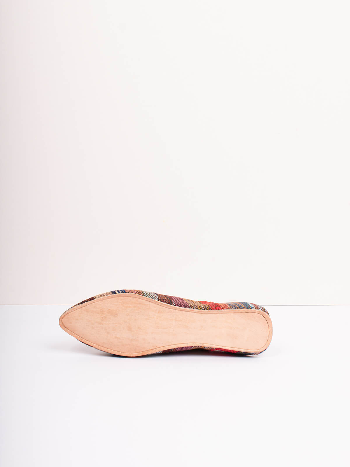 Authentic Moroccan Boujad Pointed Babouche Slippers - Handmade Leather Shoes with Traditional Atlas Stripe Design for Men & Women | Perfect for Home, Lounge & Cultural Events
