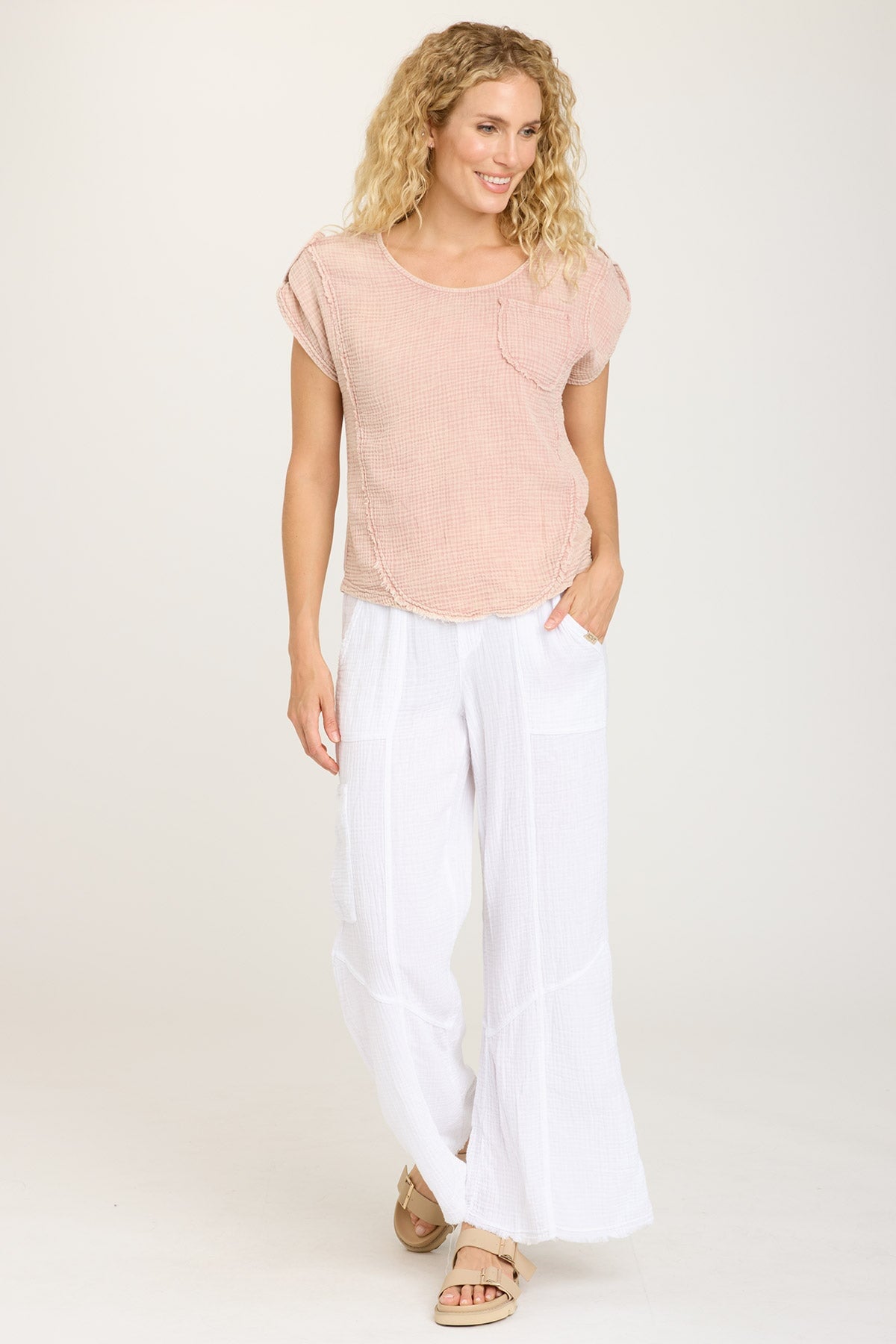 Grigg Tee Distress Wash Hydrangea - Vintage Washed Cotton T-Shirt for Women | Casual Wear, Street Style & Everyday Comfort
