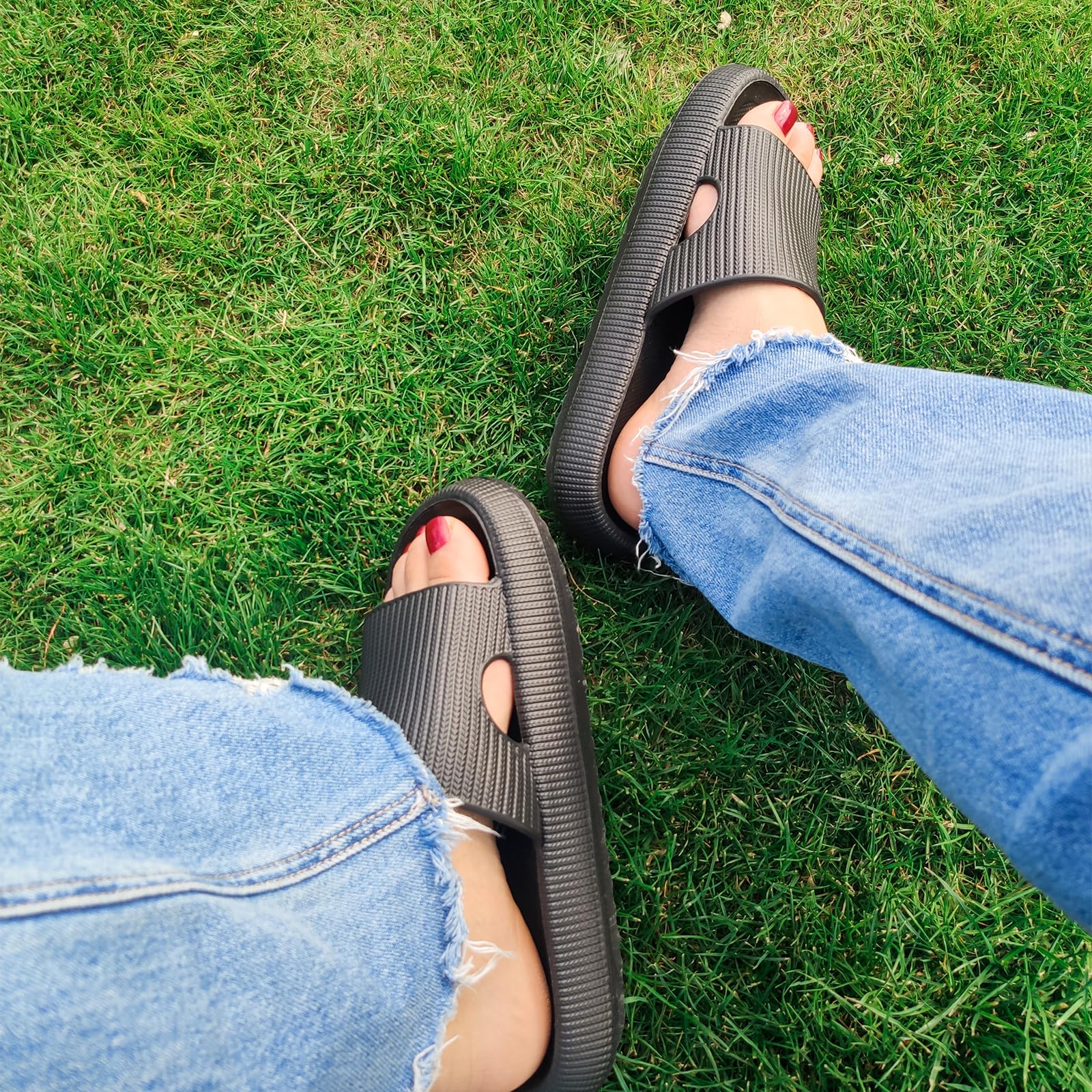 **VONMAY Cloud Slides for Men & Women - Quick-Drying, Non-Slip Shower Sandals with Cushioned Thick Sole - Comfortable & Supportive for Indoor, Outdoor, Pool & Beach Use**