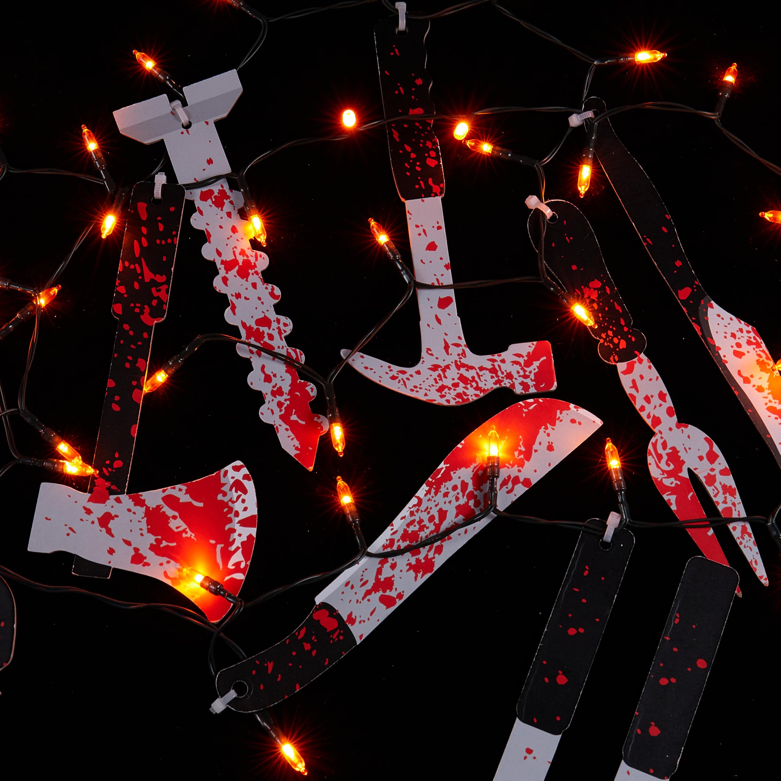 BLCtec 12FT Halloween String Lights with 16 Fake Bloody Knives & 50 LED Orange Bulbs - 8 Lighting Modes Battery Operated Scary Decor for Halloween Party, Haunted House, Yard, and Outdoor Décor