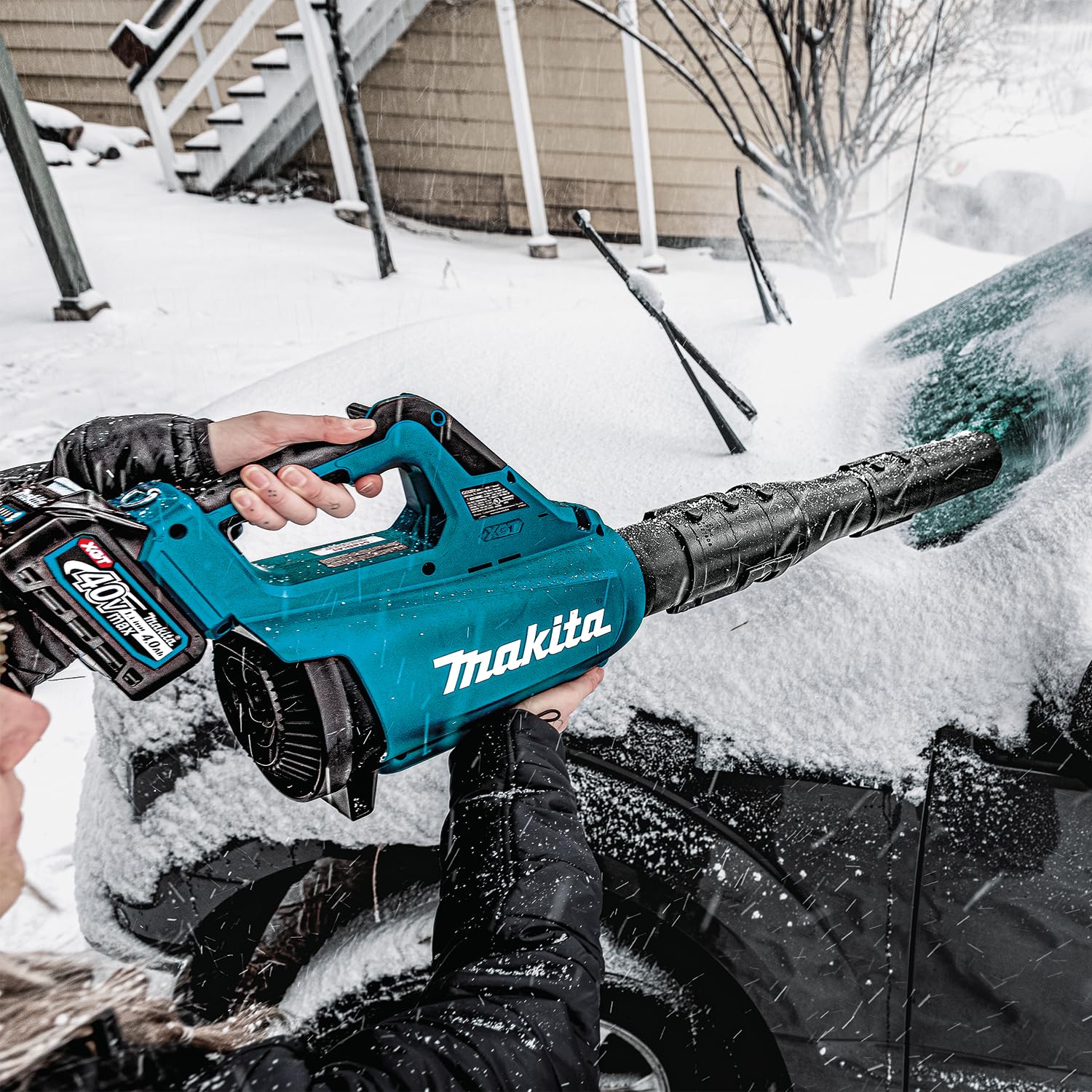 Makita UB001GZ 40V Max XGT Brushless Cordless Leaf Blower - Battery & Charger Not Included (Blue) - Perfect for Yard Cleanup, Driveway Clearing & Outdoor Maintenance