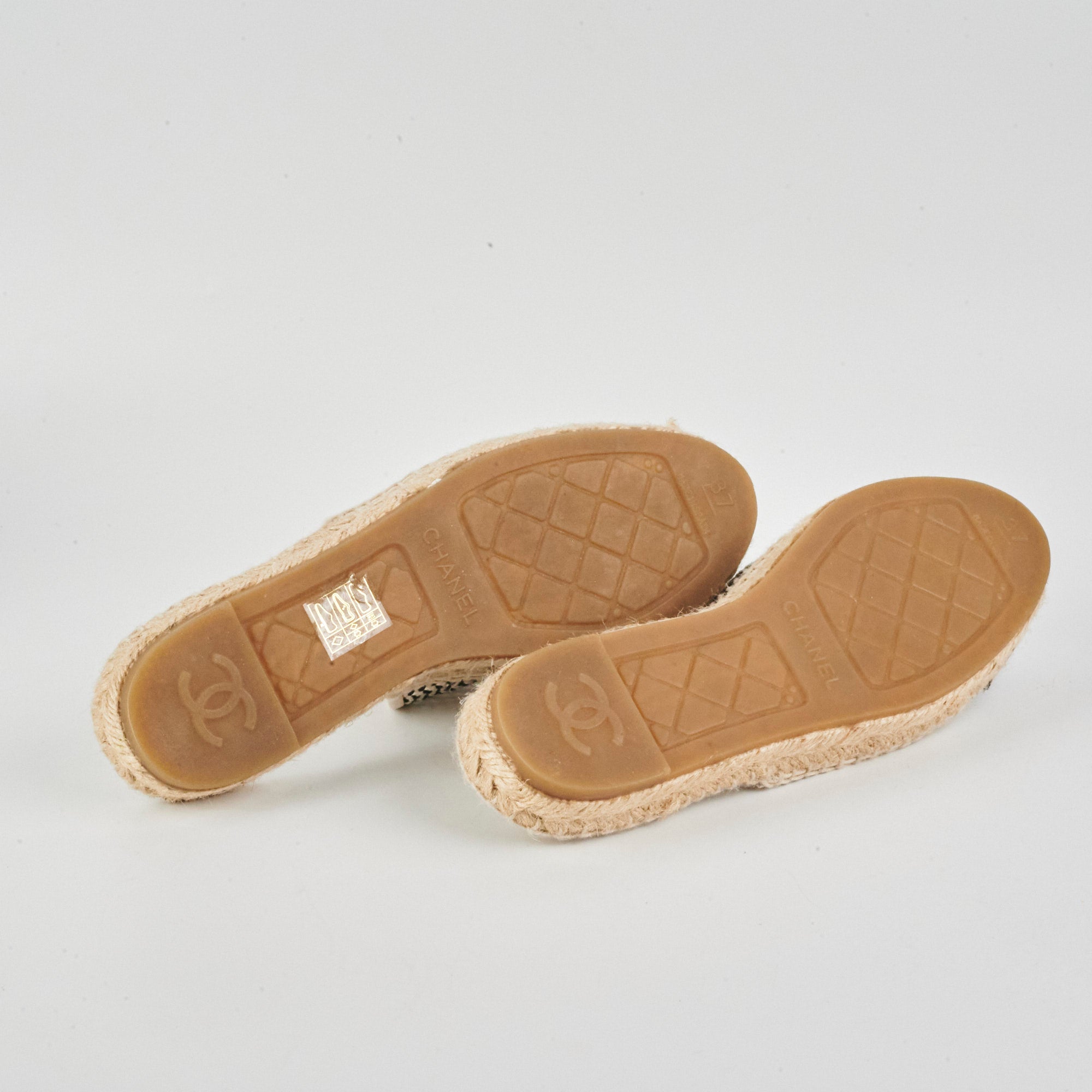 Chanel CC Logo Espadrille Flap Shoes Women's Size 37 - Perfect for Summer Outfits, Beach Vacations & Casual Chic Style