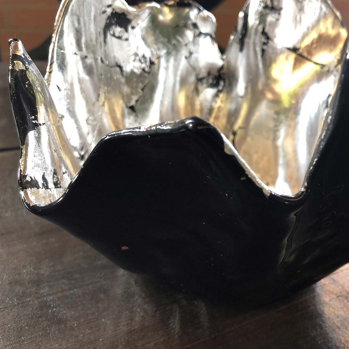 Charming White Murano Glass Bowl with Silver Leaf Accents - Elegant Home Decor for Dining Table, Centerpiece, or Gift Idea