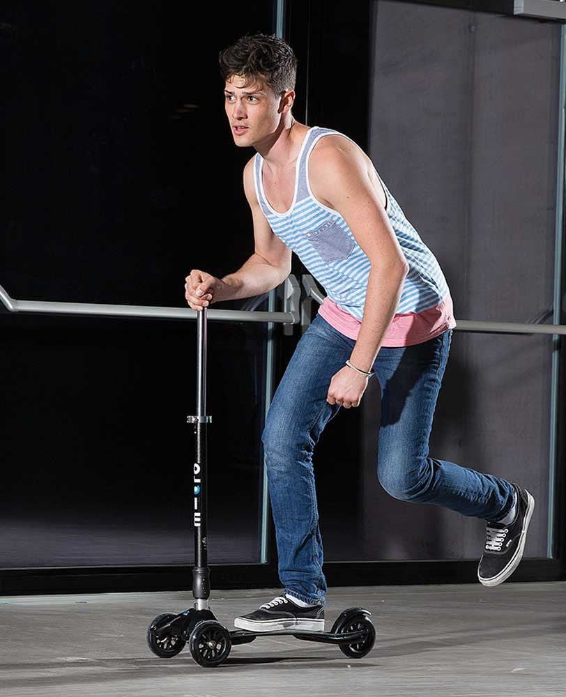 Kickboard Compact - Lightweight & Portable Folding Scooter for Kids & Adults - Perfect for Commuting, Travel & Outdoor Fun