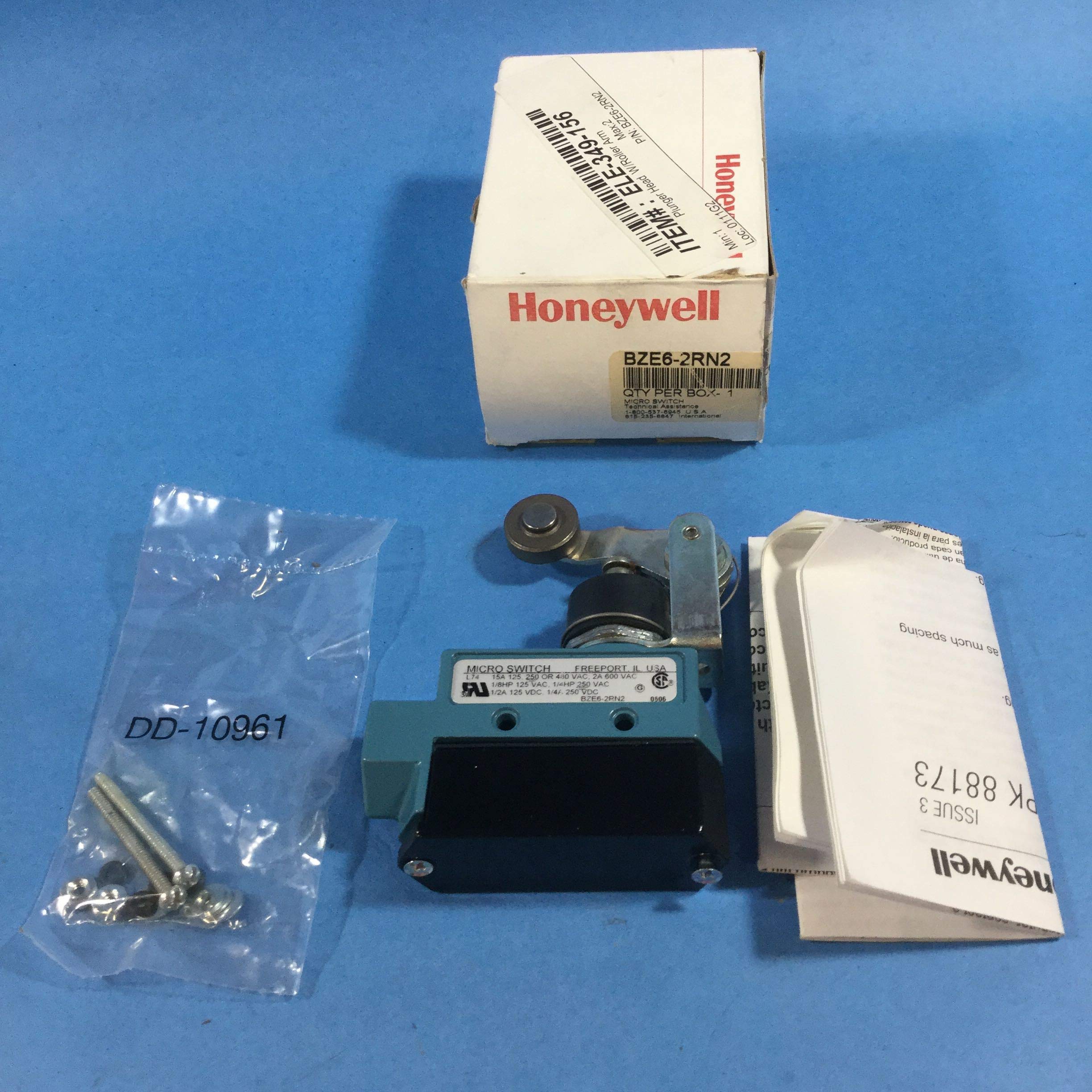 Waterproof Enclosed Limit Switch with IP67 Rating - Heavy Duty Micro Switch for Industrial Automation, CNC Machines, and Robotics - Perfect for Harsh Environments and Precision Control