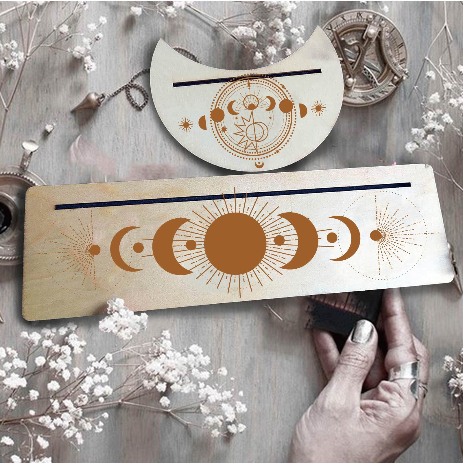 GORGECRAFT Wooden Tarot Card Stand - Elegant Altar Display Holder with Compass for Witchcraft, Divination & Wiccan Rituals | Perfect for Tarot Reading, Magic Ceremonies & Spiritual Decor