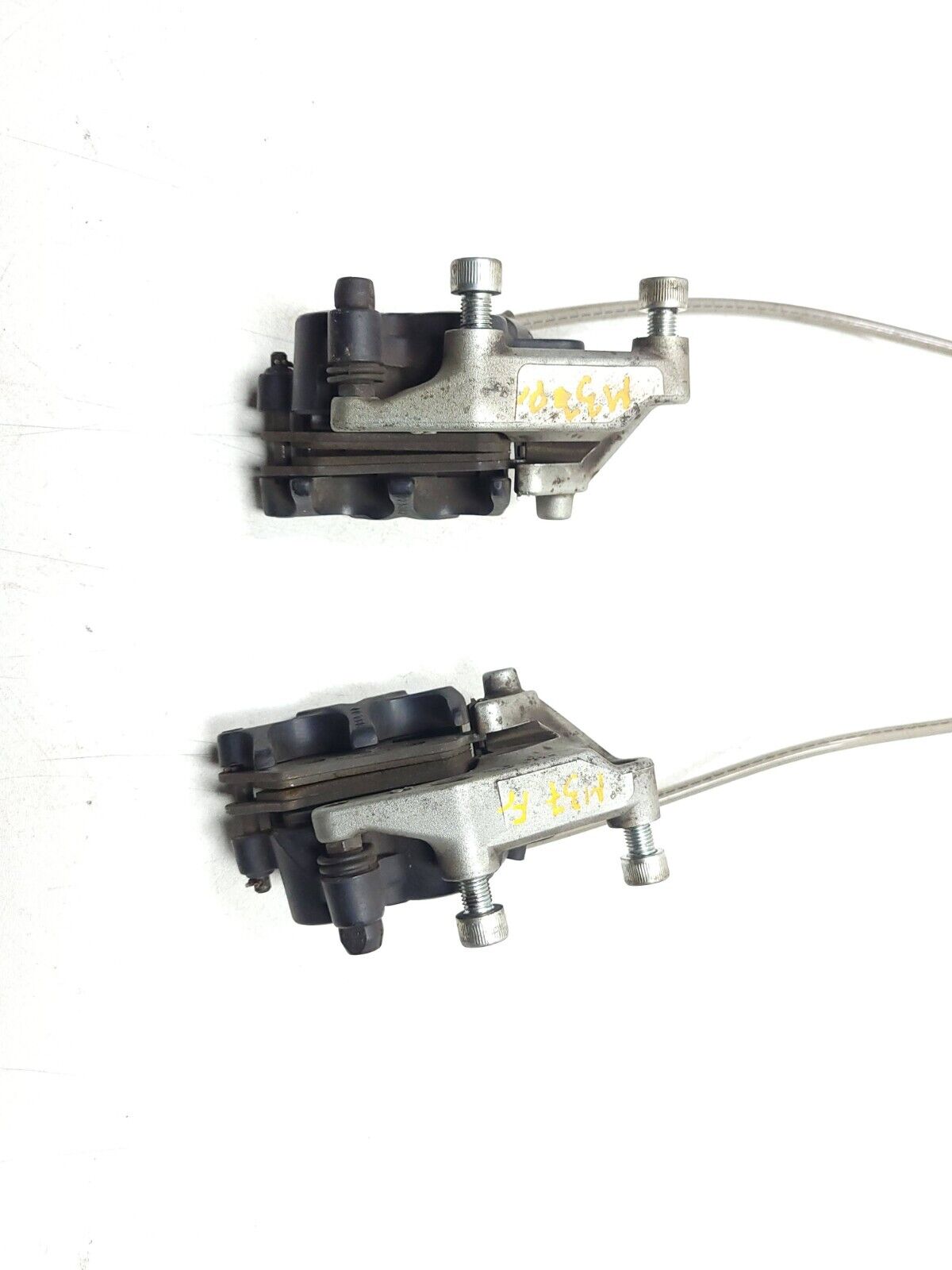Ducati Monster M600 620 Front Brake Caliper & Bracket Pair OEM Replacement - Perfect for Motorcycle Repair & Upgrades
